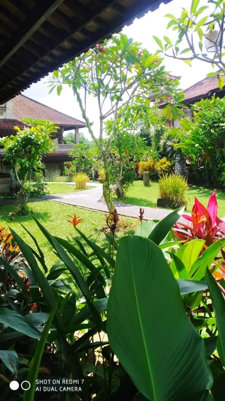 Garden view in Puri Padi