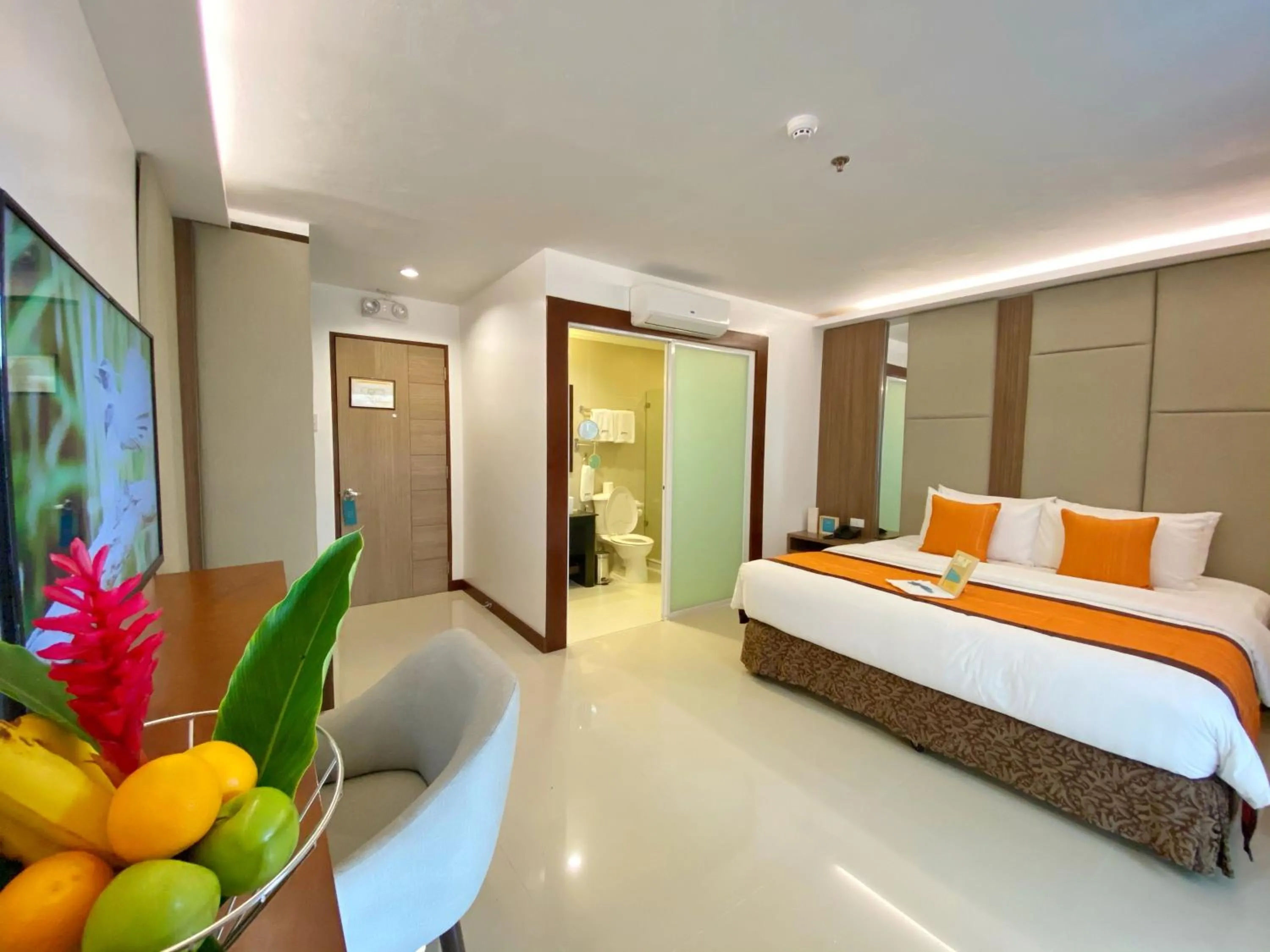 Guests, Bed in Jony's Beach Resort