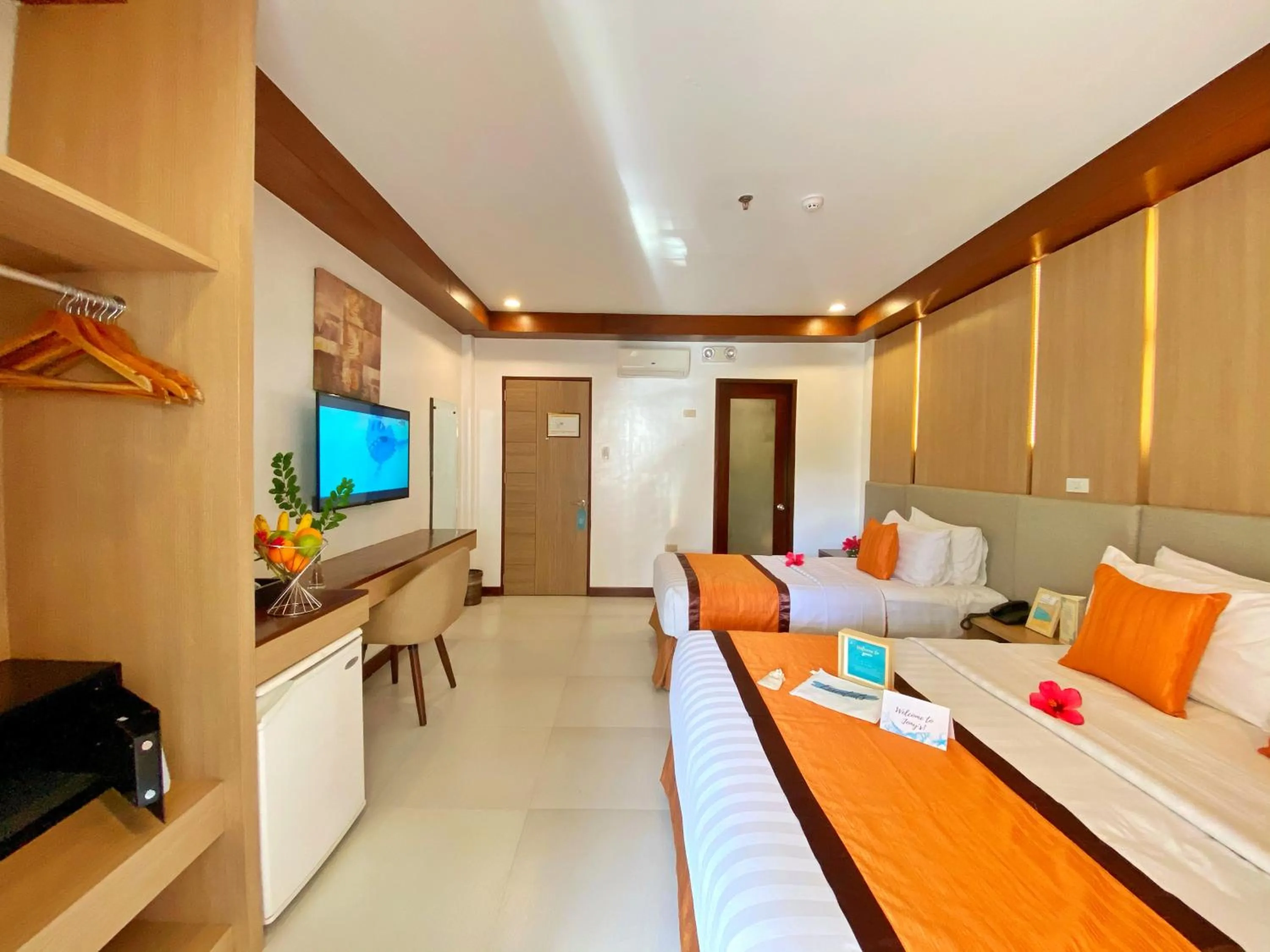 Guests, Bed in Jony's Beach Resort