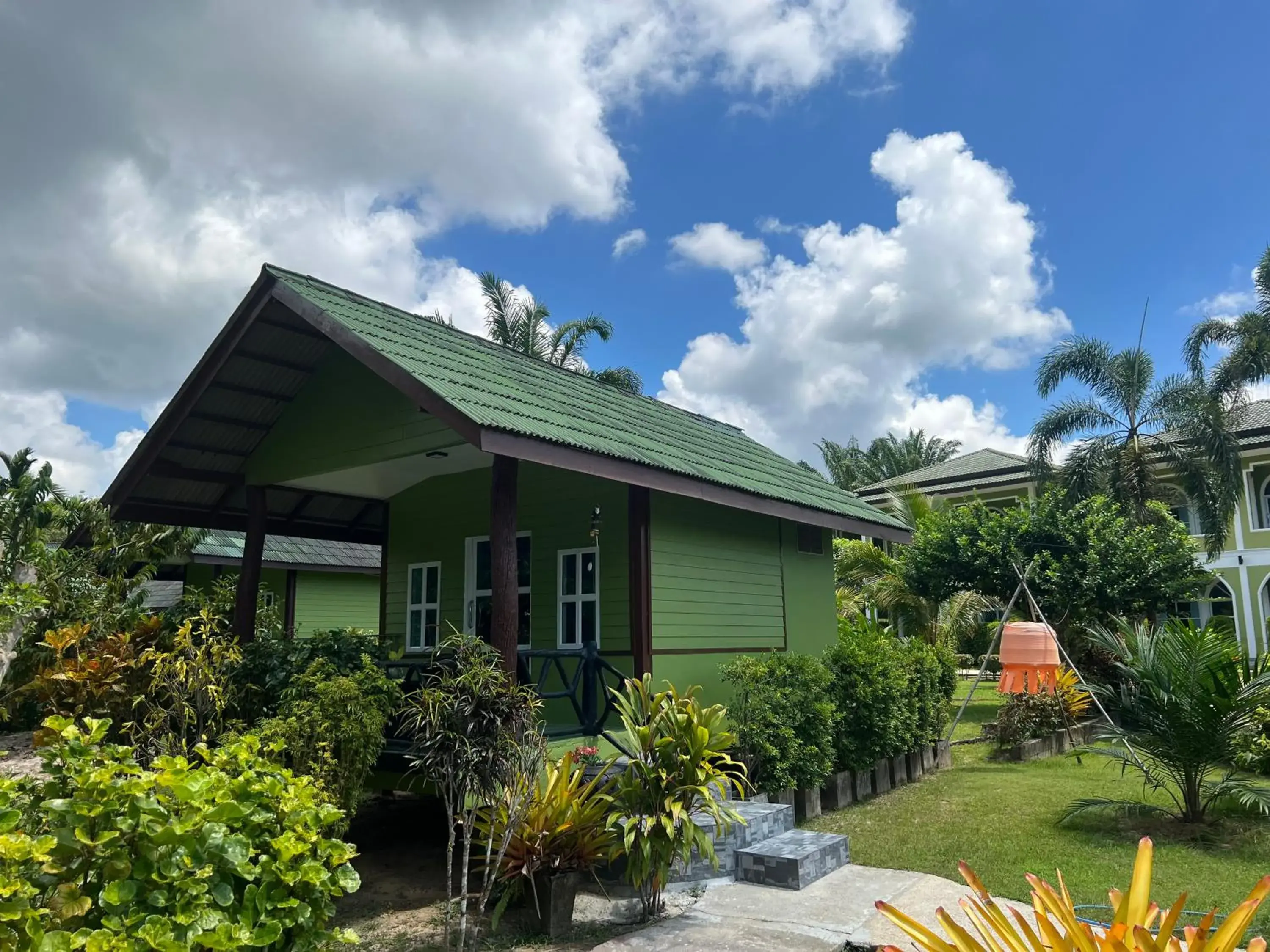 Property building in Ao Nang Baan Suan Resort Property building in Ao Nang Baan Suan Resort