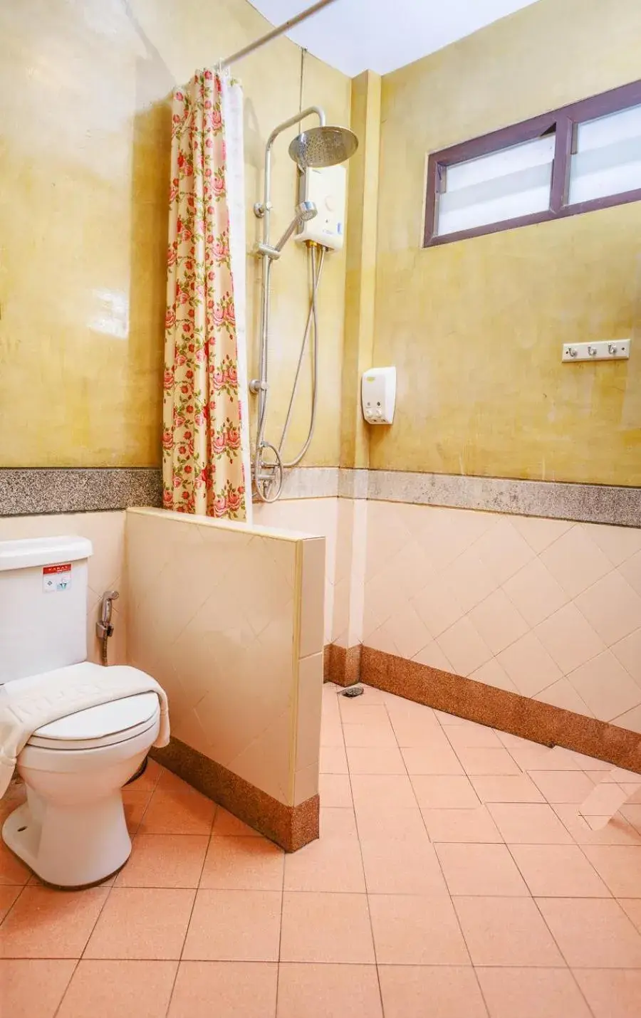 Property building in Ao Nang Baan Suan Resort Property building in Ao Nang Baan Suan Resort