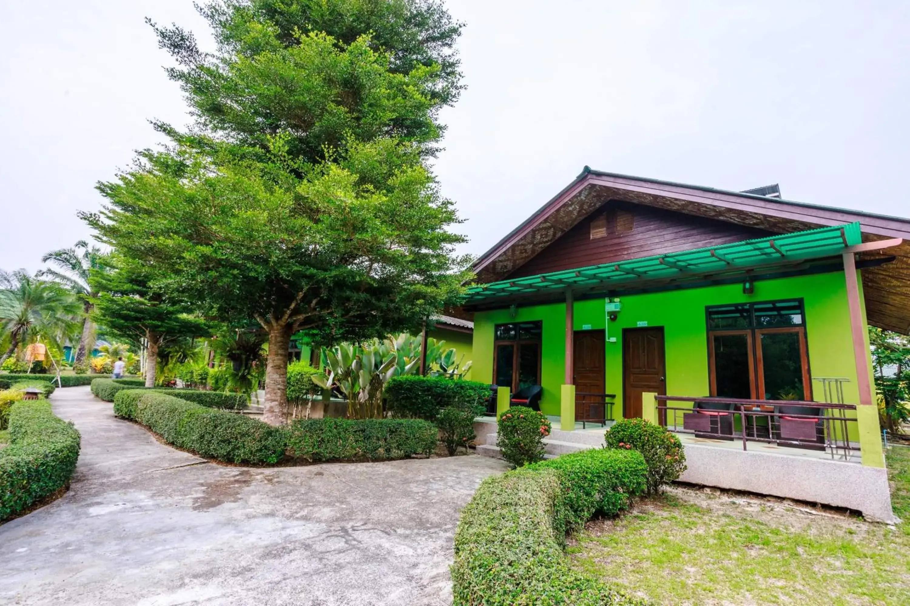 Property building in Ao Nang Baan Suan Resort Property building in Ao Nang Baan Suan Resort
