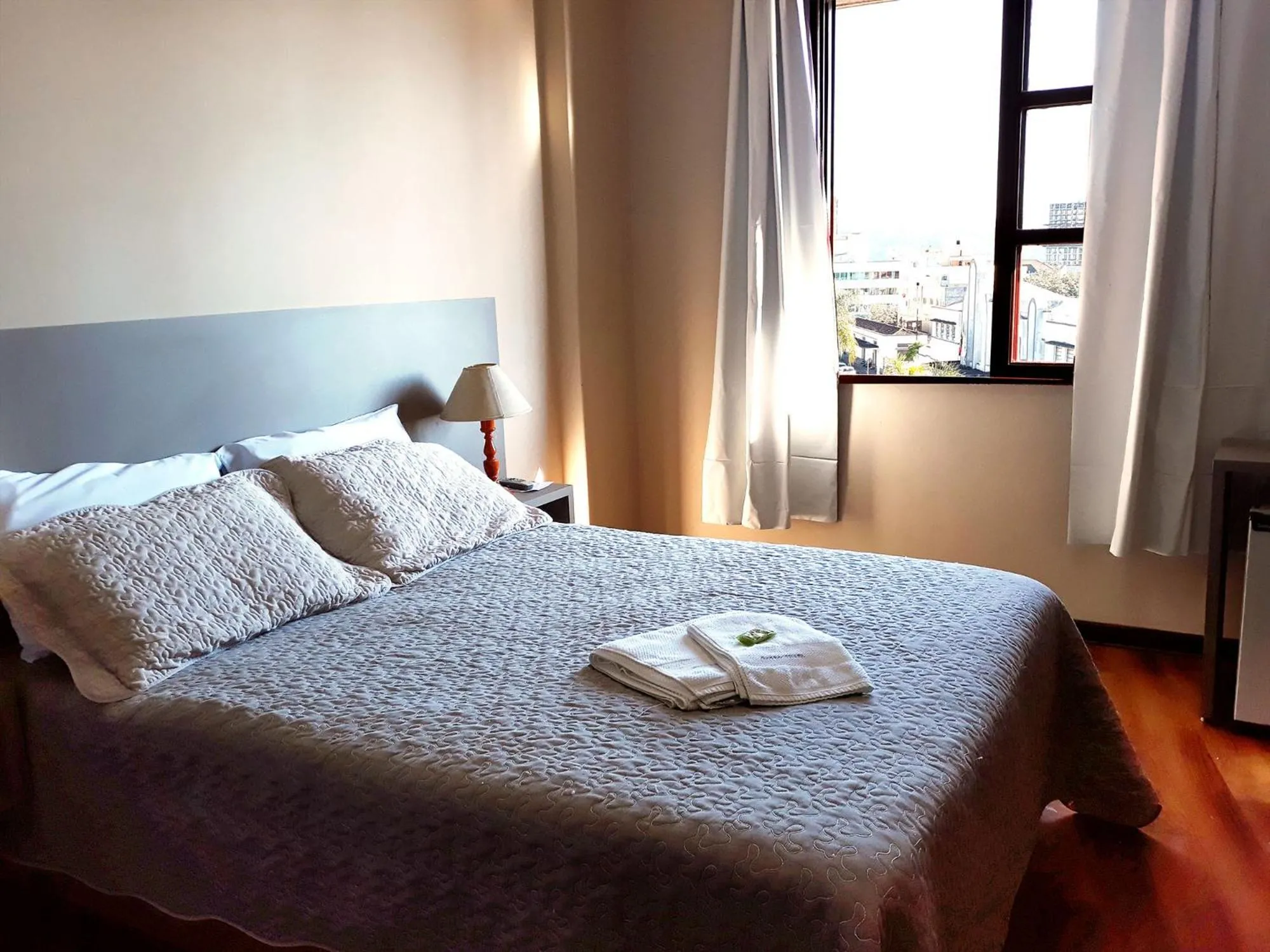 Photo of the whole room, Bed in Opera Hotel