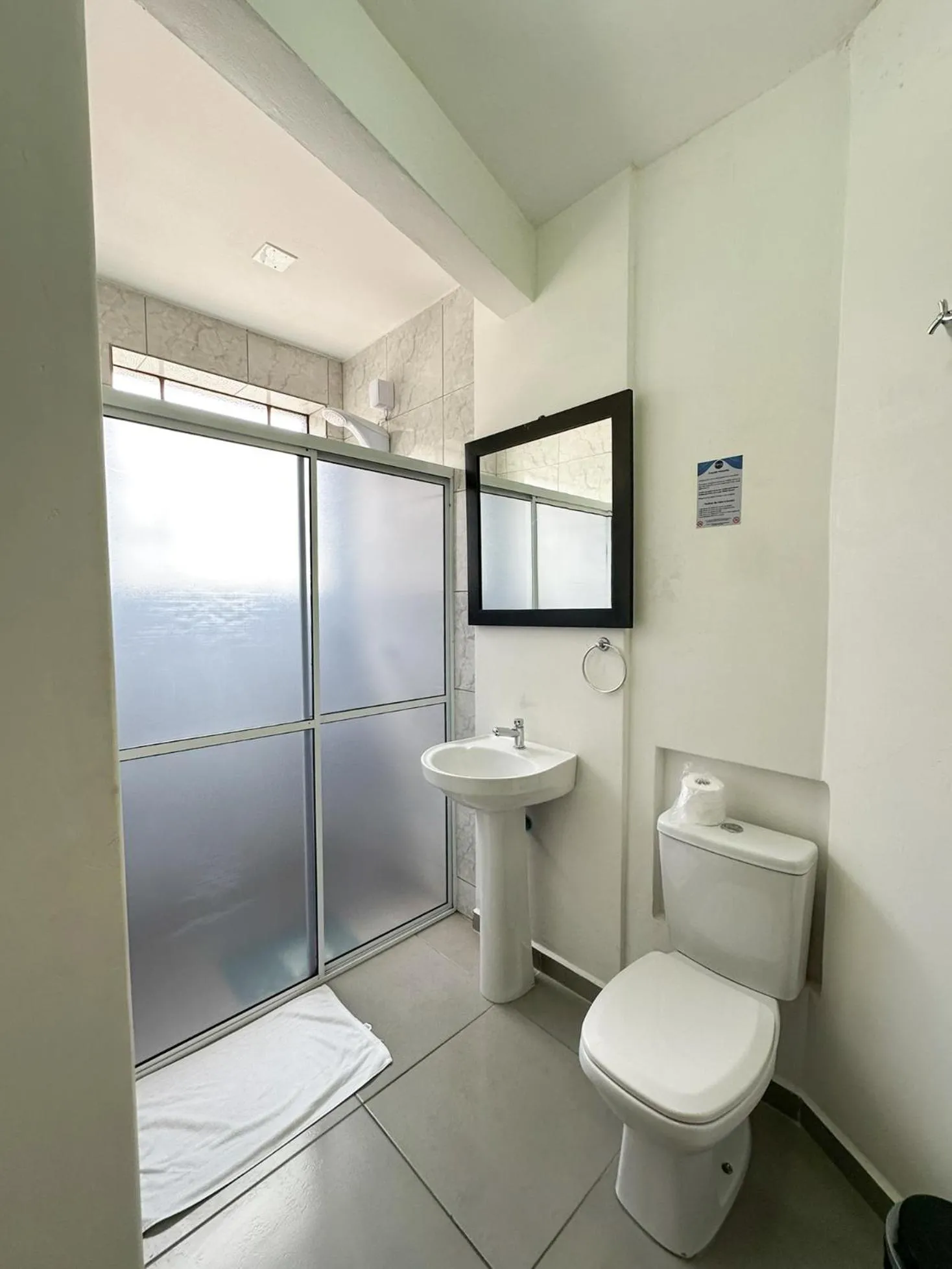 Shower in Opera Hotel