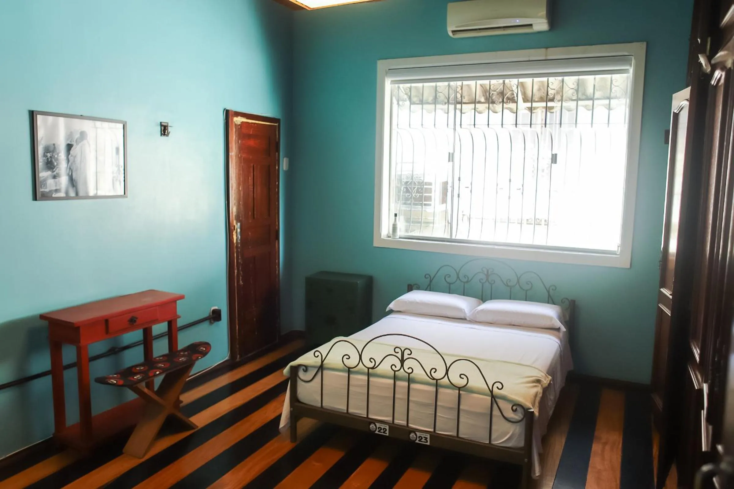 ÔVibe Party Hostel