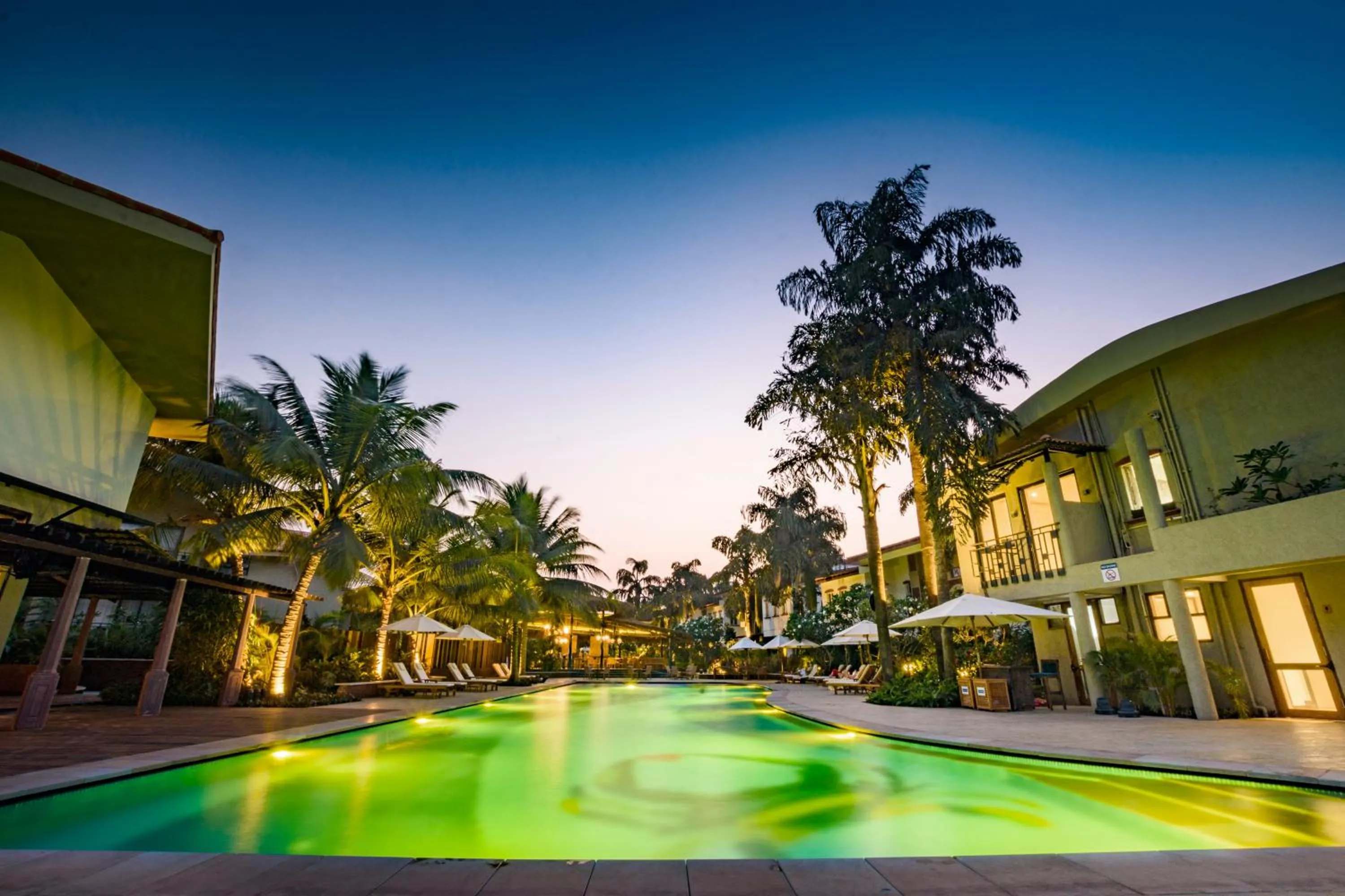 Swimming pool in Beleza By The Beach