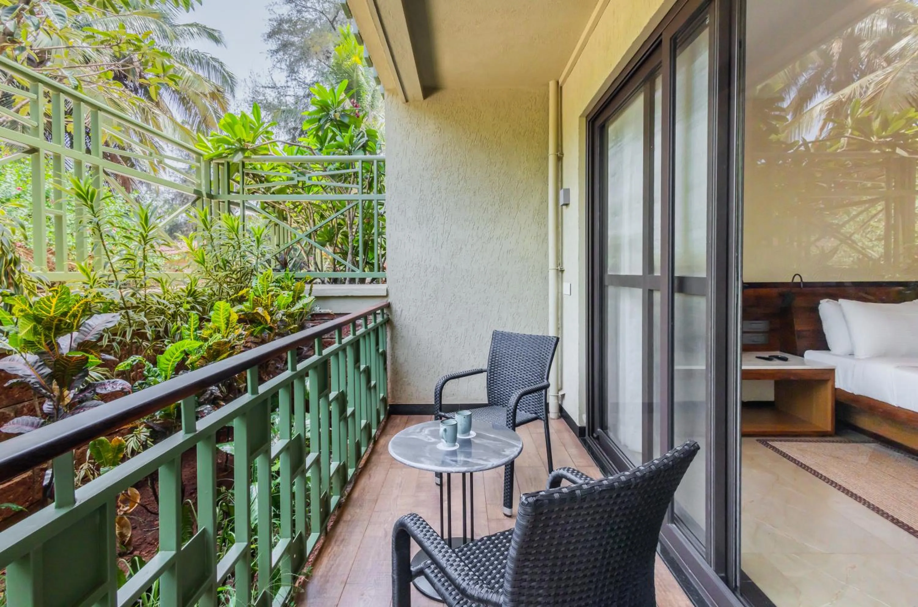 Balcony/Terrace, Bed in Beleza By The Beach