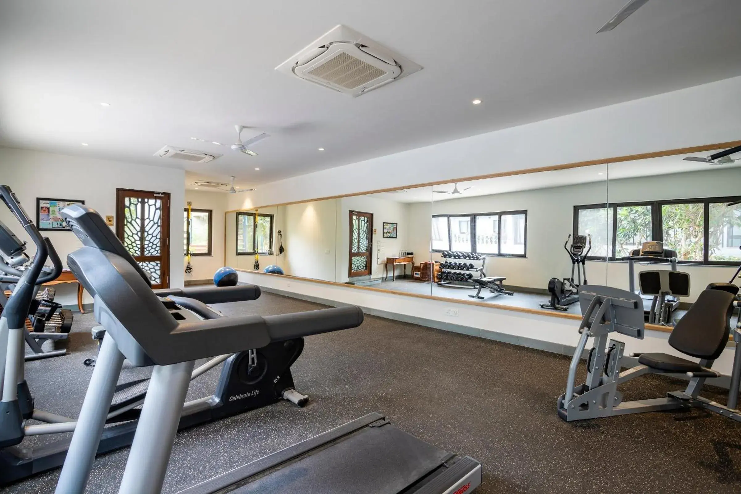 Fitness centre/facilities in Beleza By The Beach Fitness centre/facilities in Beleza By The Beach