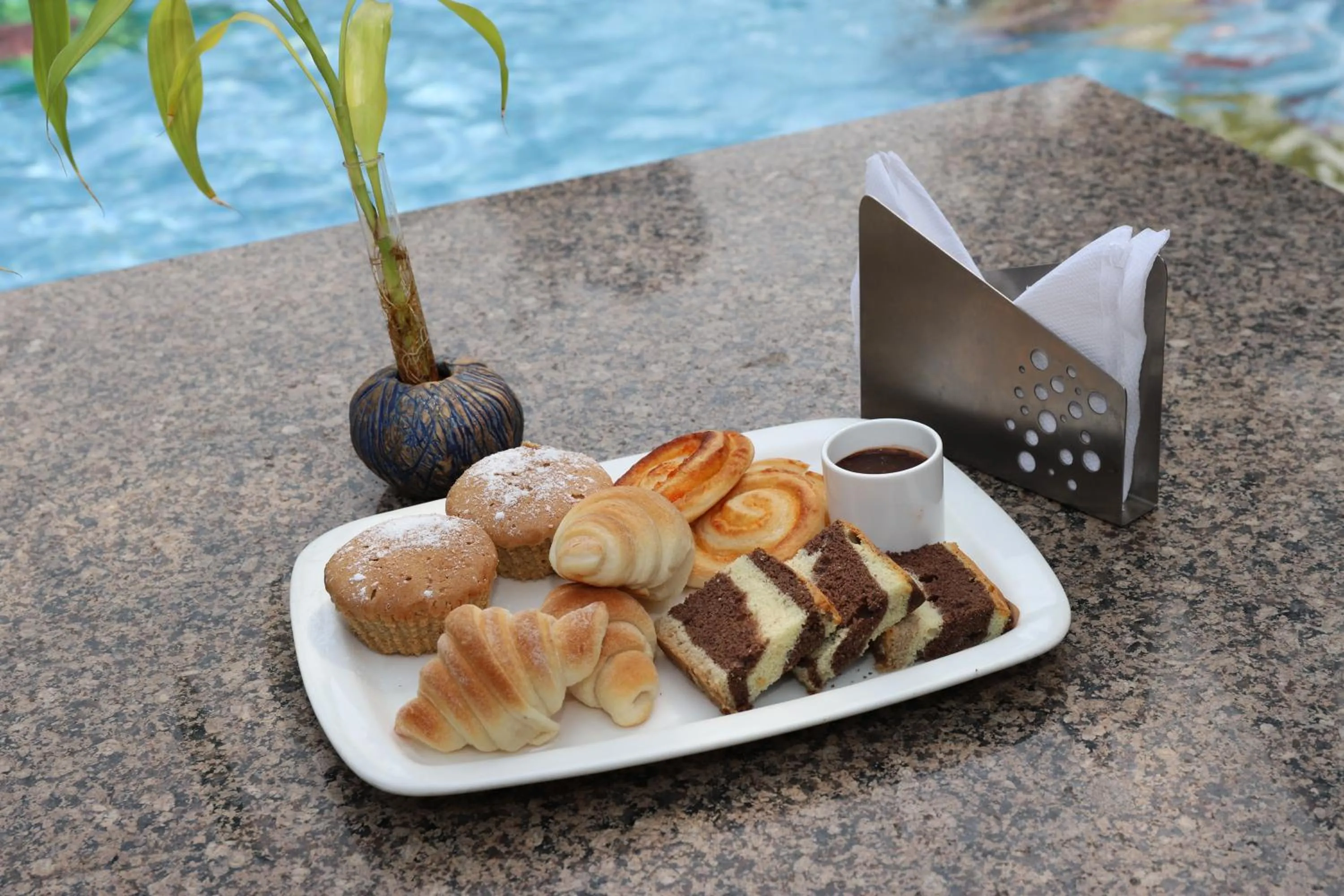 Breakfast in Beleza By The Beach