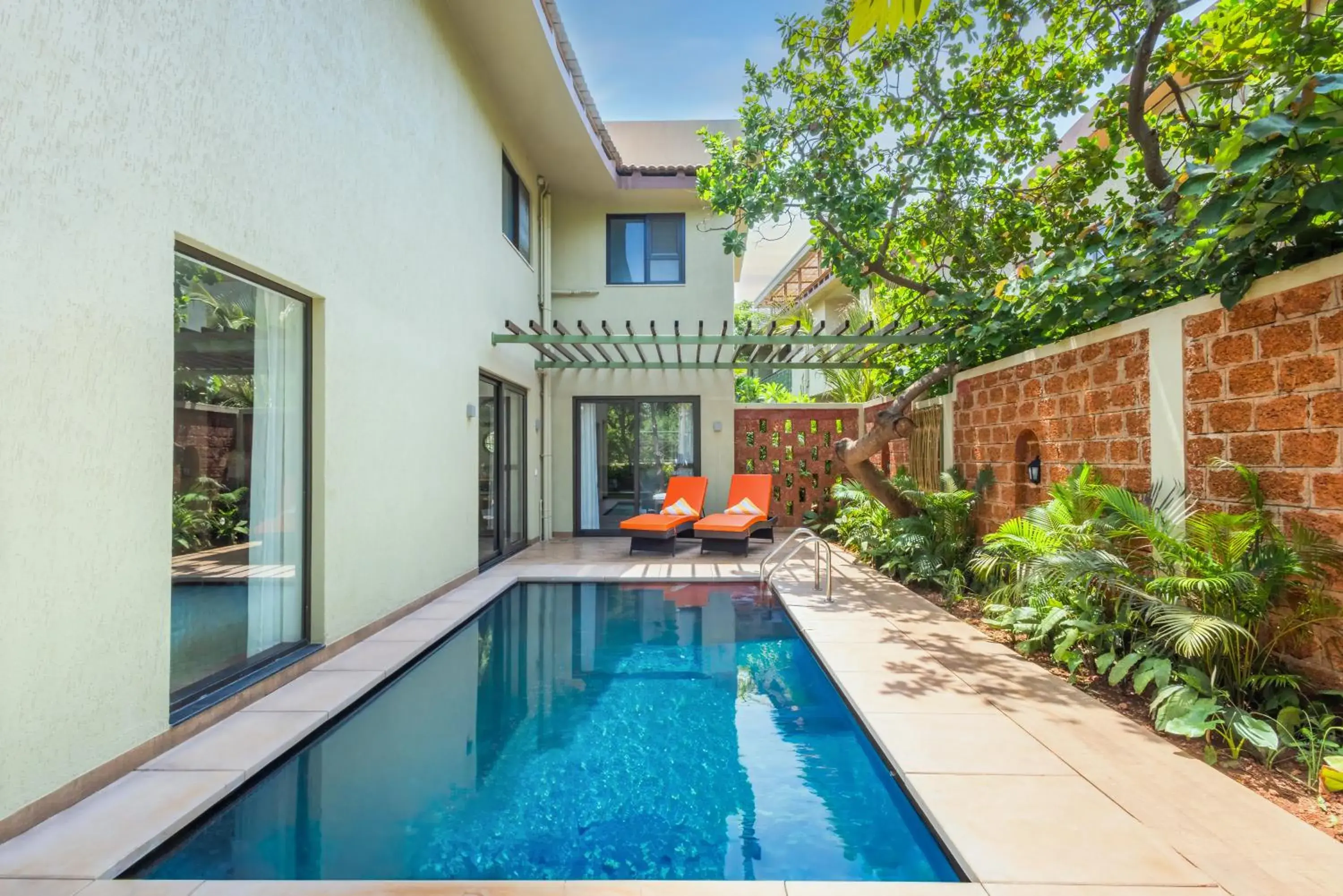 Two Bedroom Villa with Plunge Pool in Beleza By The Beach Two Bedroom Villa with Plunge Pool in Beleza By The Beach