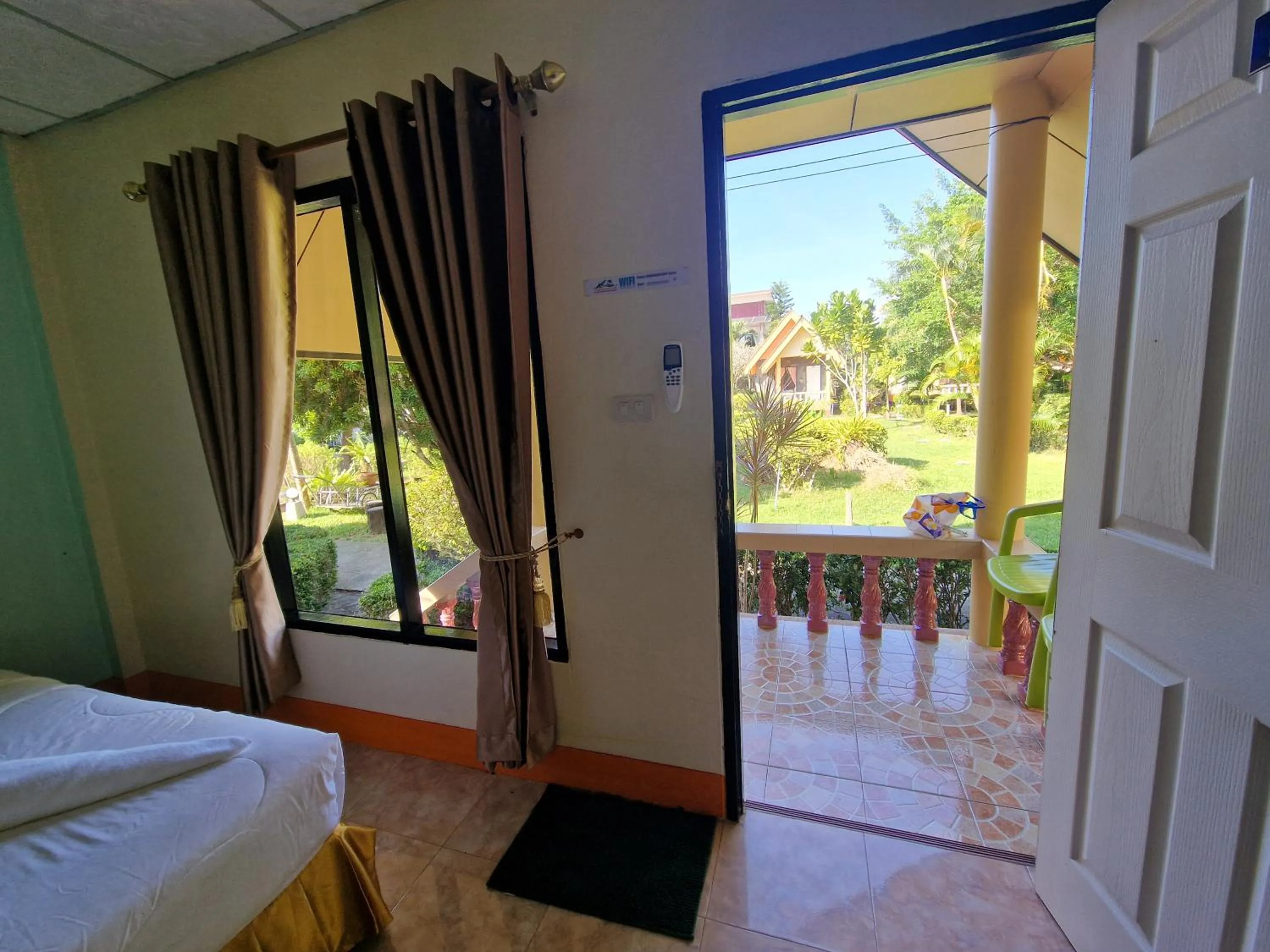 Bedroom, Bed in Rim Khao Resort