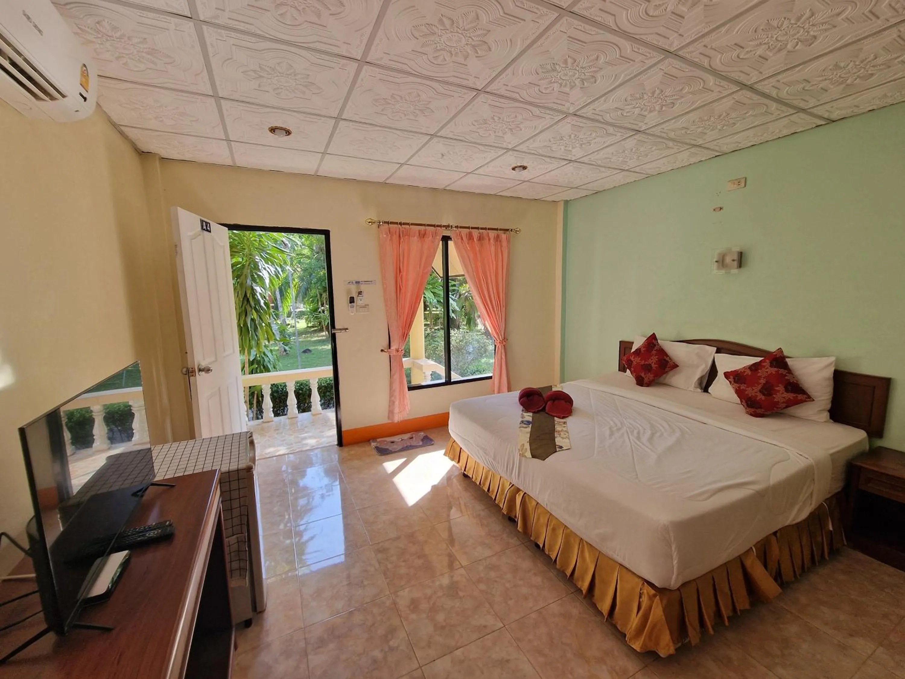 TV and multimedia, Bed in Rim Khao Resort