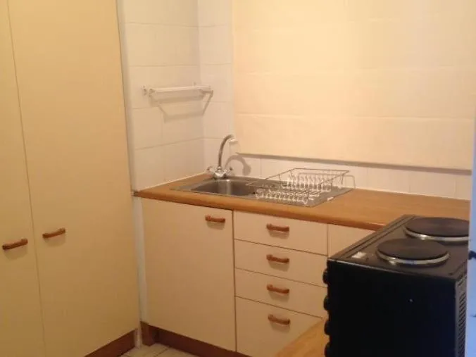 Communal kitchen in Rosebank Accommodation