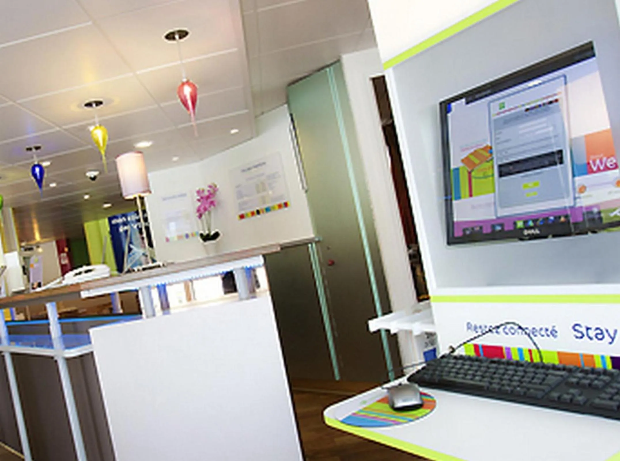 Lobby or reception in ibis Styles Bourg-en-Bresse Centre