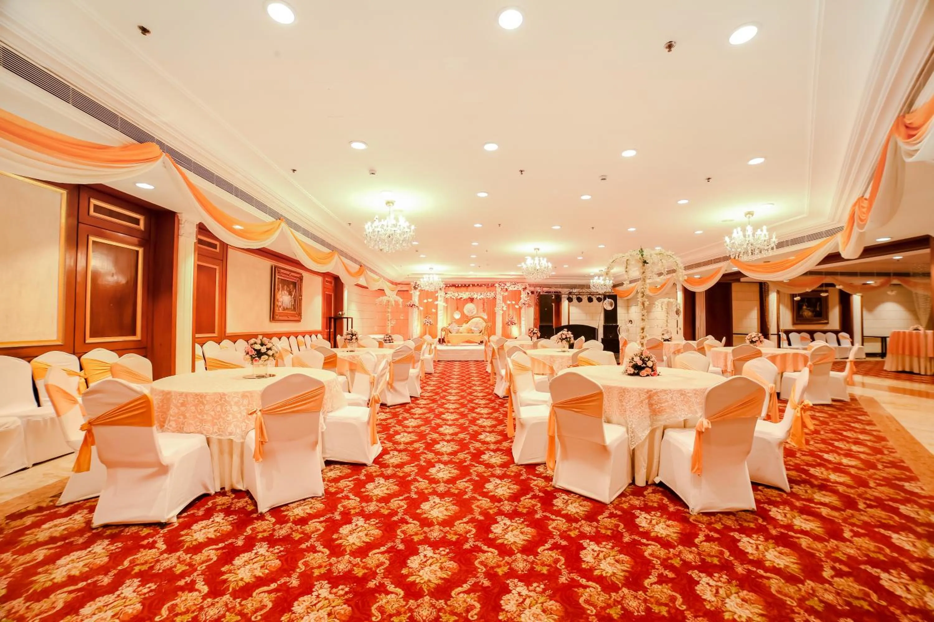 Banquet/Function facilities in Hotel The Royal Plaza