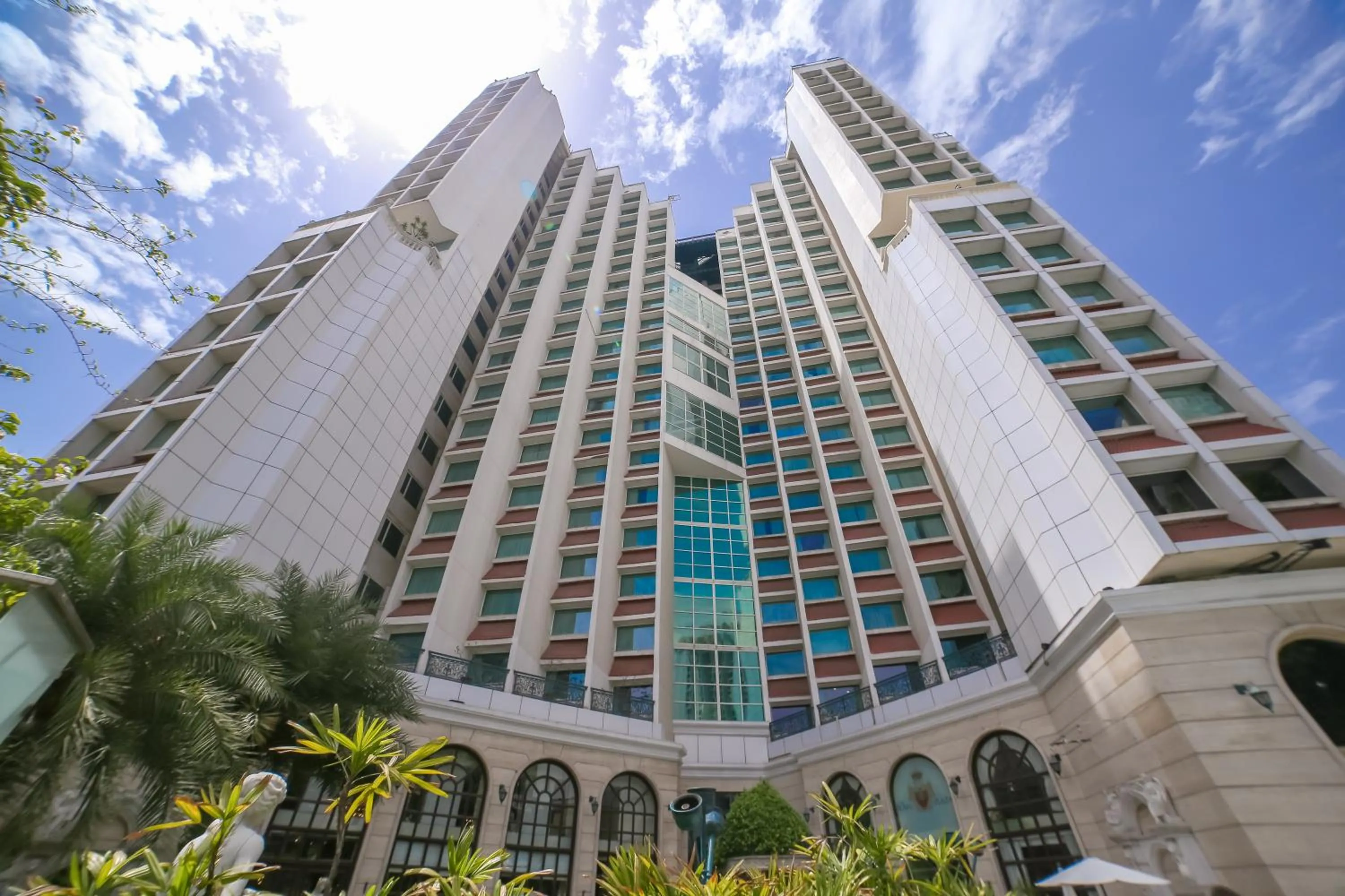 Property building in Hotel The Royal Plaza