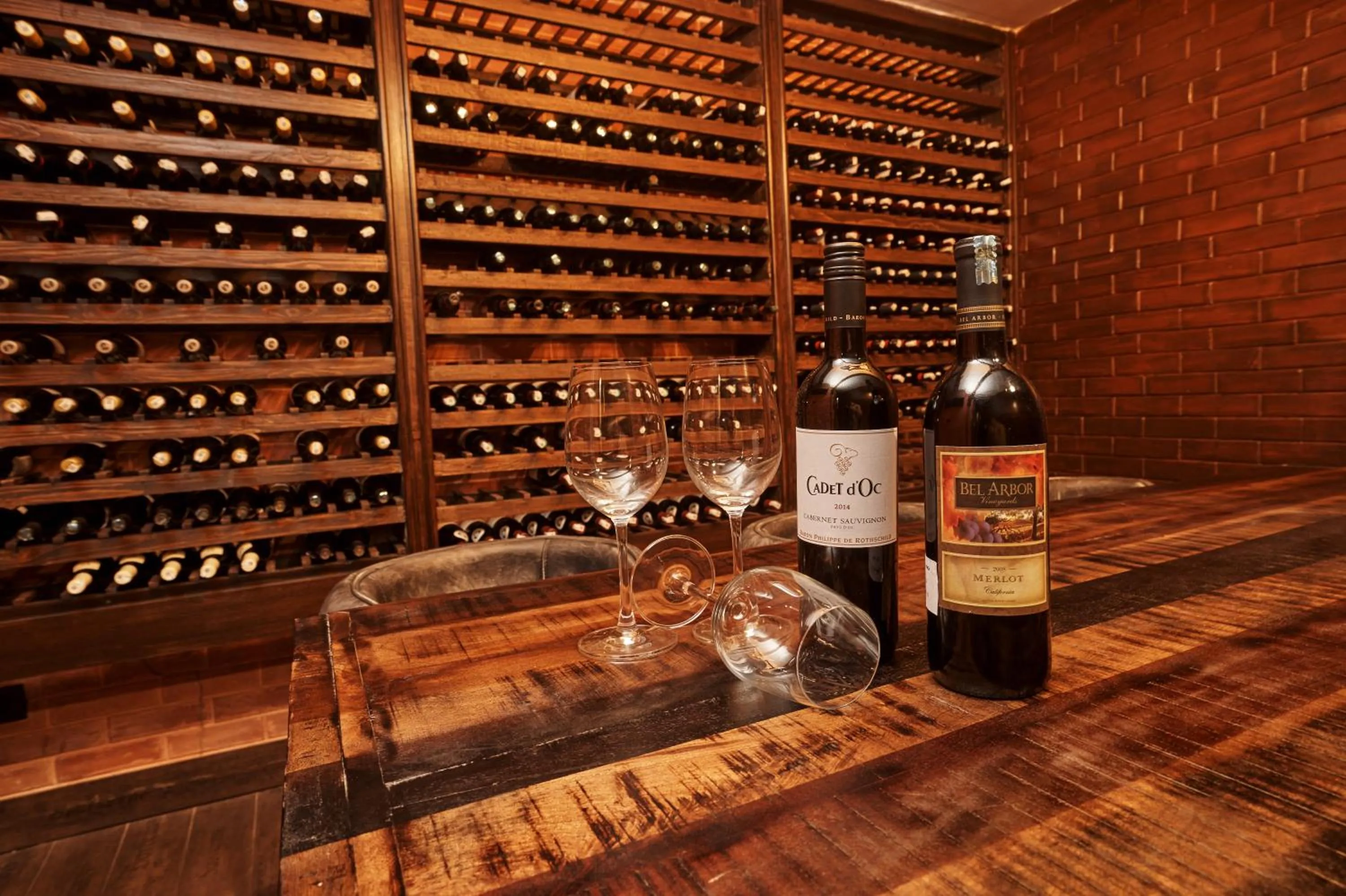 Lounge or bar in Hotel The Royal Plaza