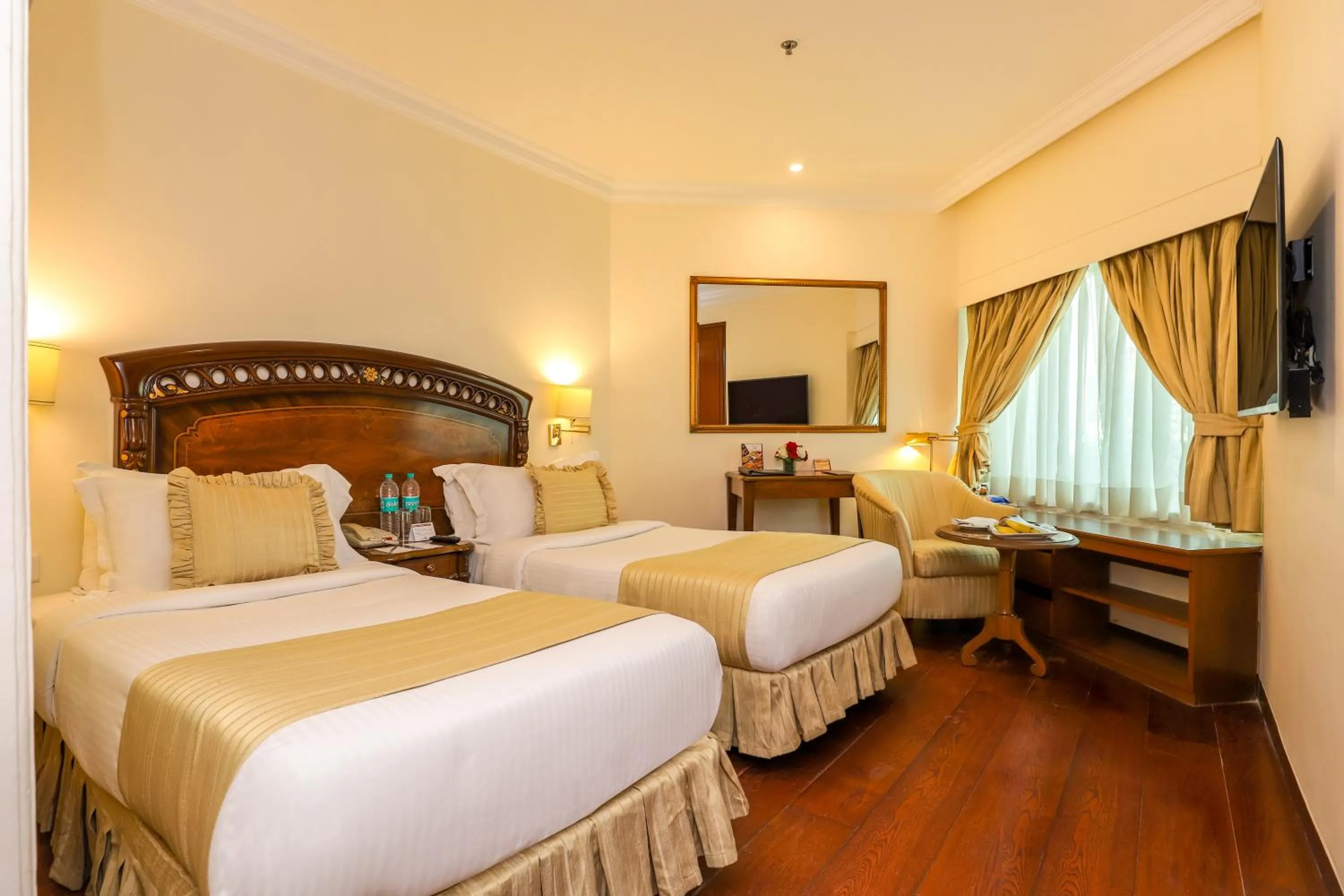 Bed in Hotel The Royal Plaza