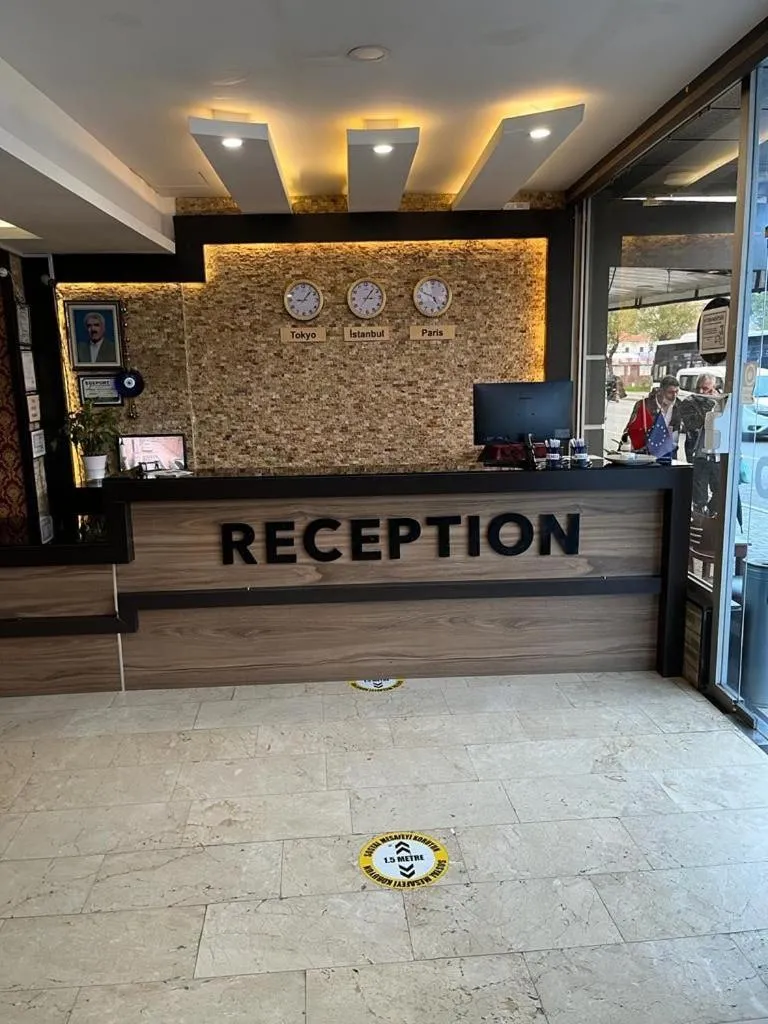 Double Room in Metro Otel