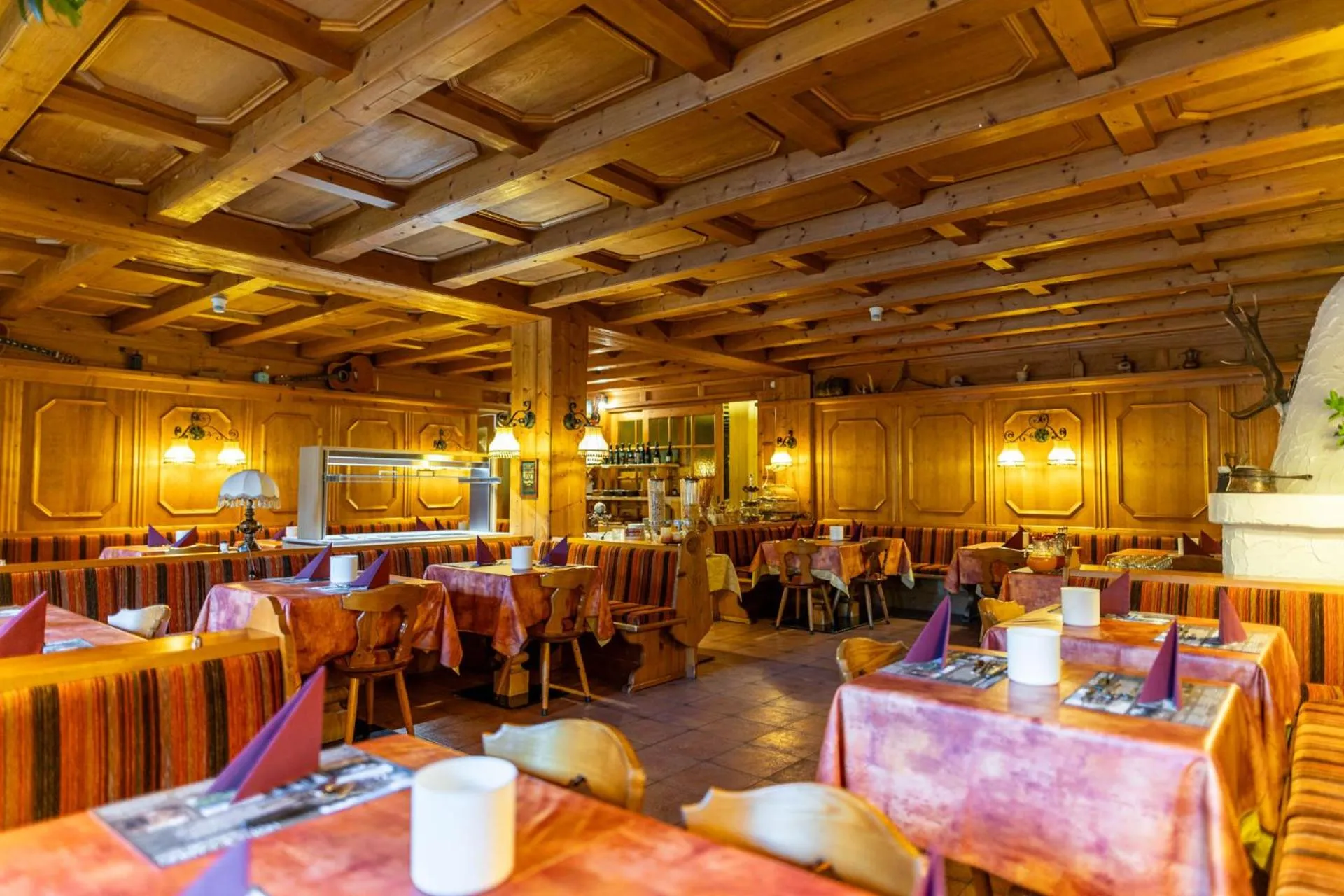 Restaurant/places to eat in Hotel il Cardo