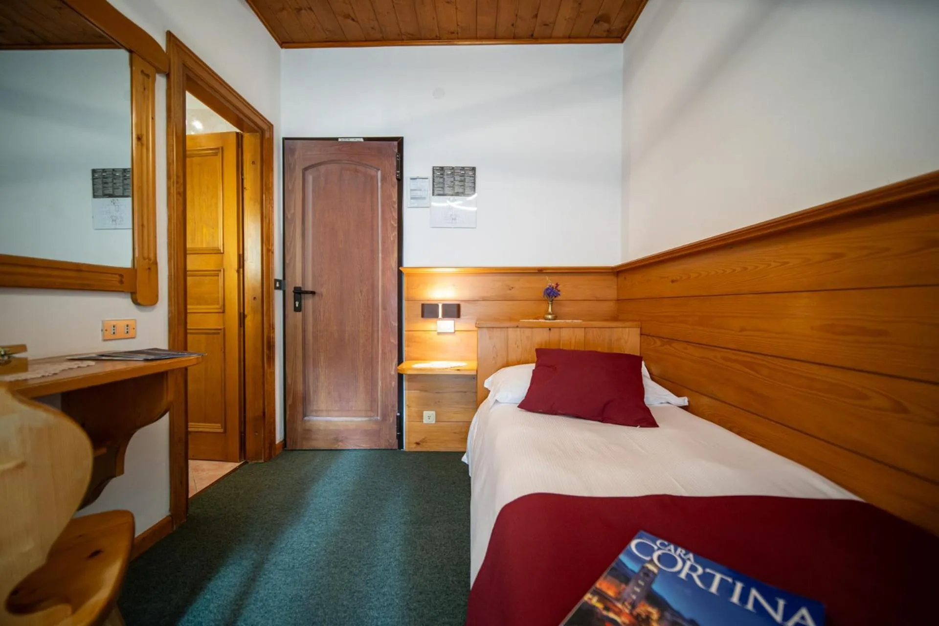 Bedroom, Bed in Hotel il Cardo