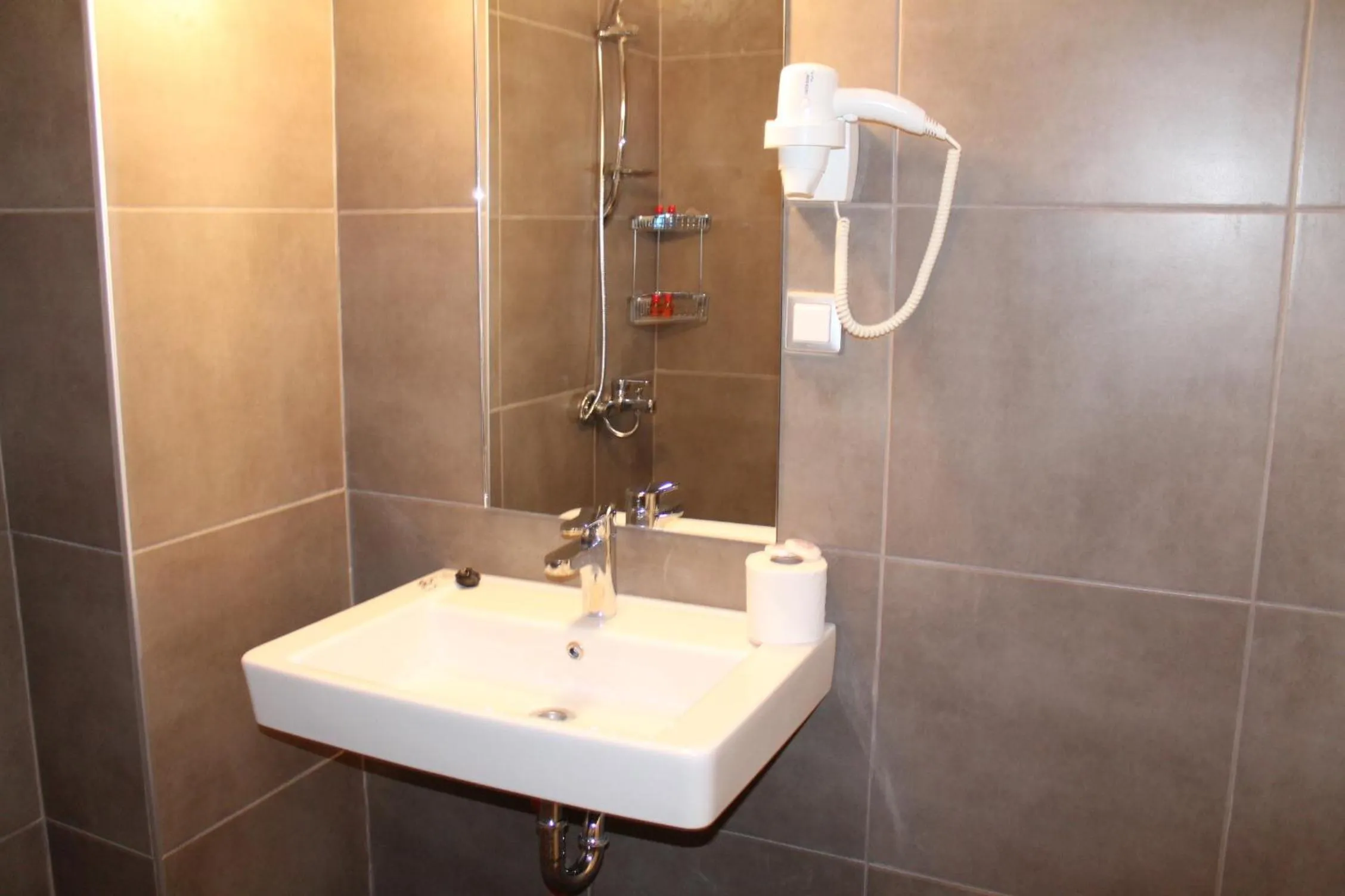 Bathroom in Yunus Hotel