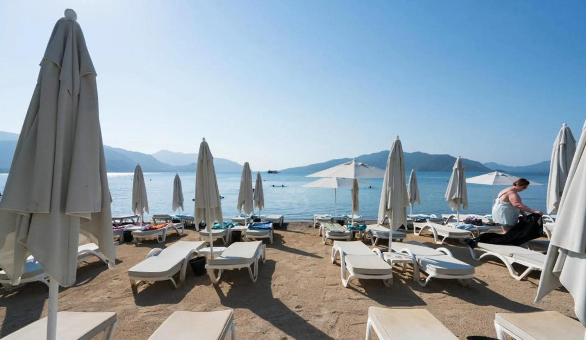 Beach in Yunus Hotel