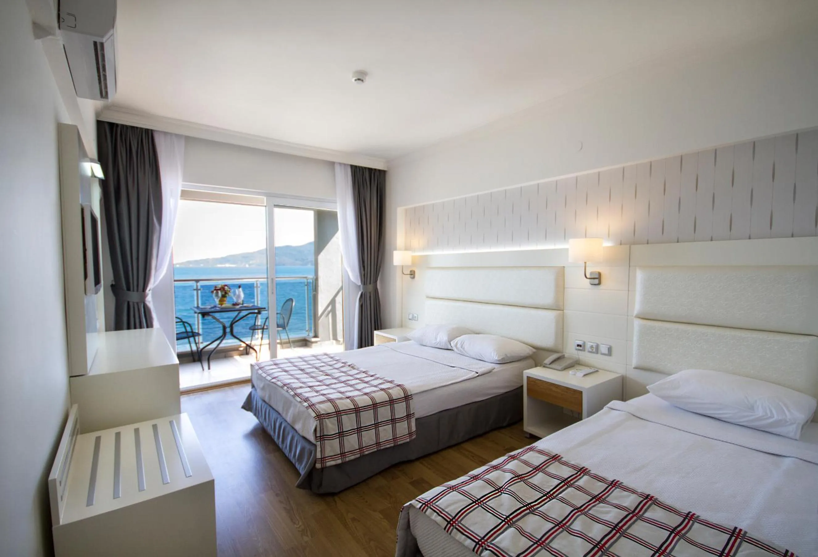 Bedroom in Yunus Hotel