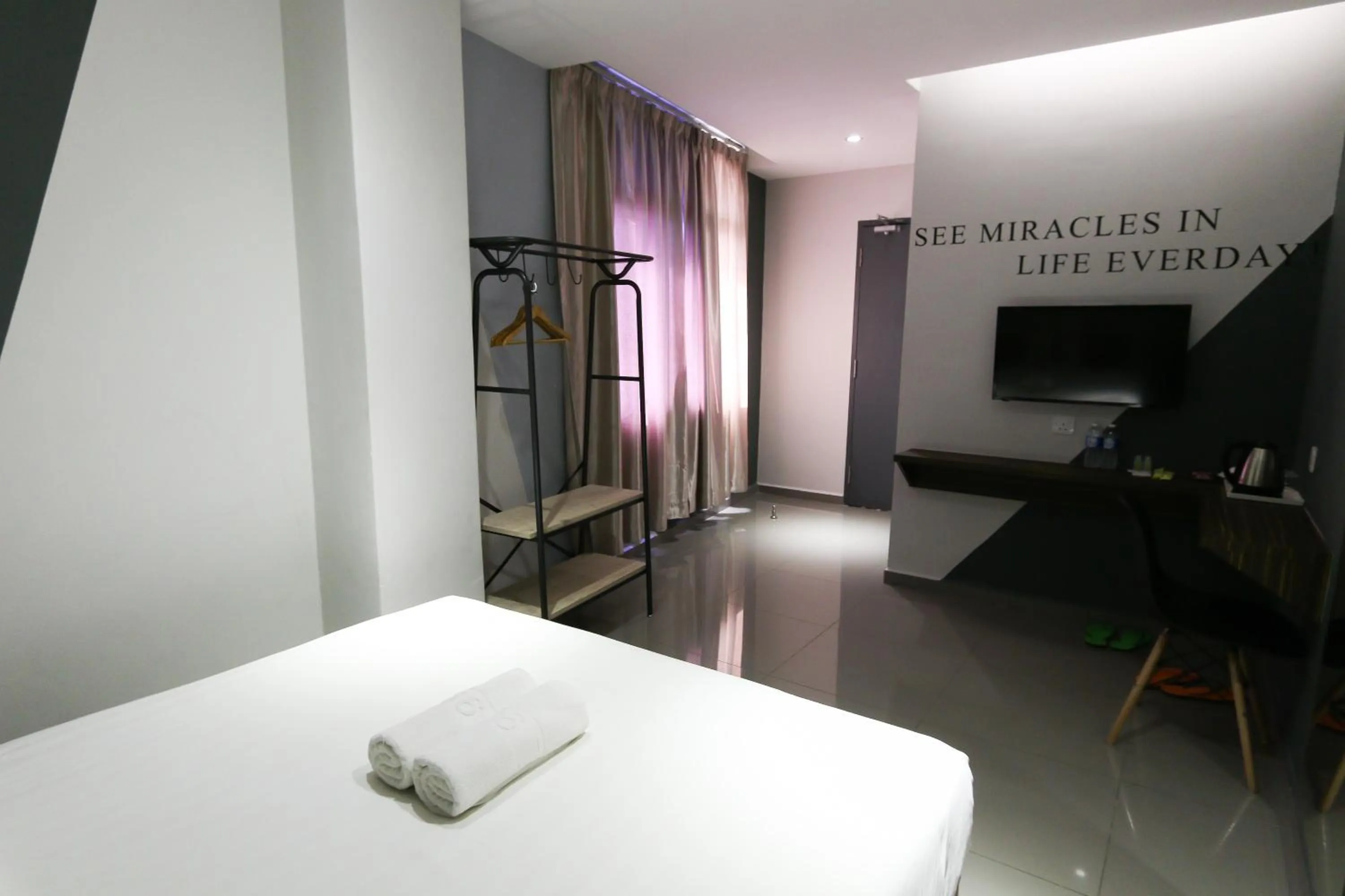 Bed in Hotel 99 Kota Kemuning