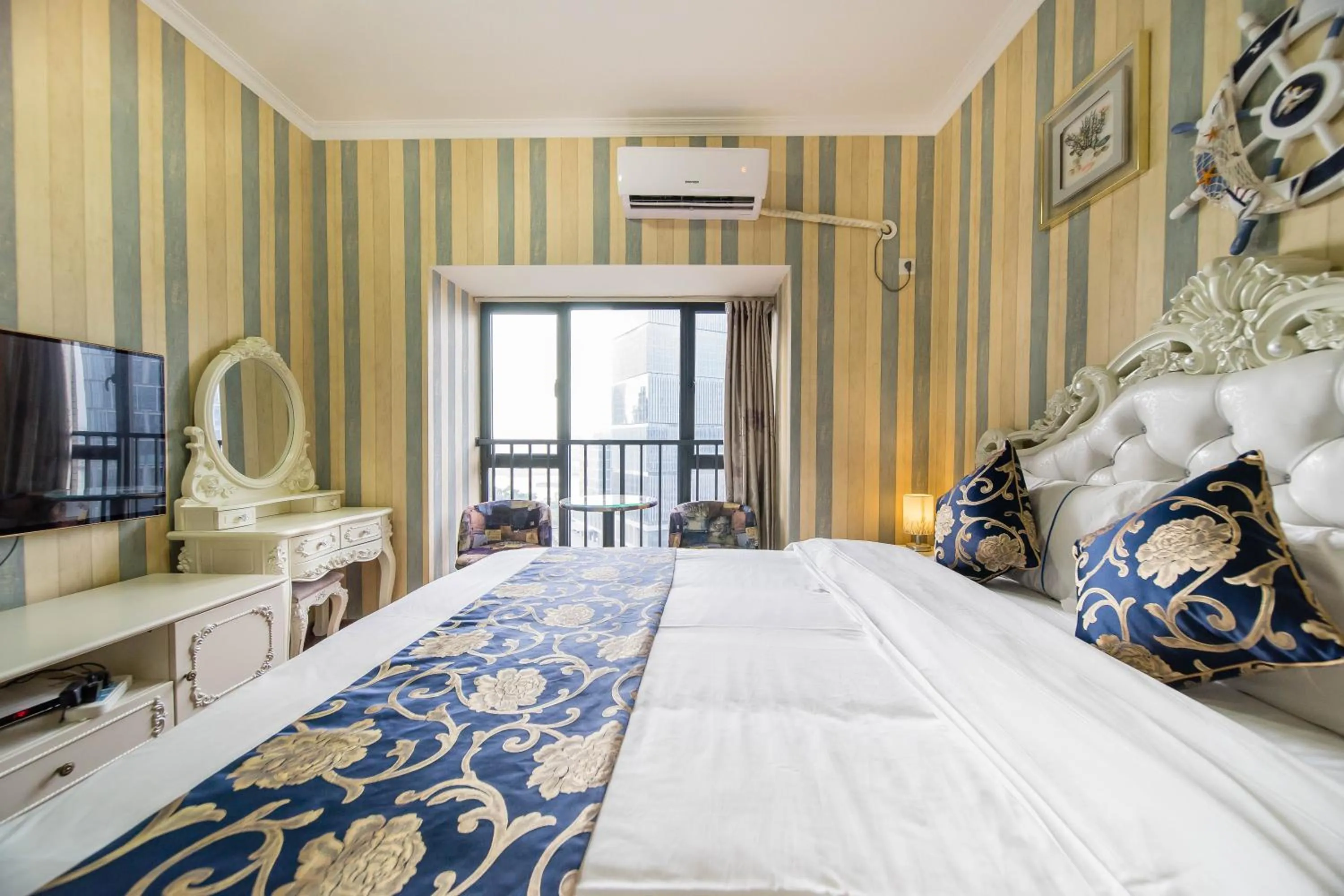 Bed in Xing Yu Legend Service Apartment Canton Fair Branch