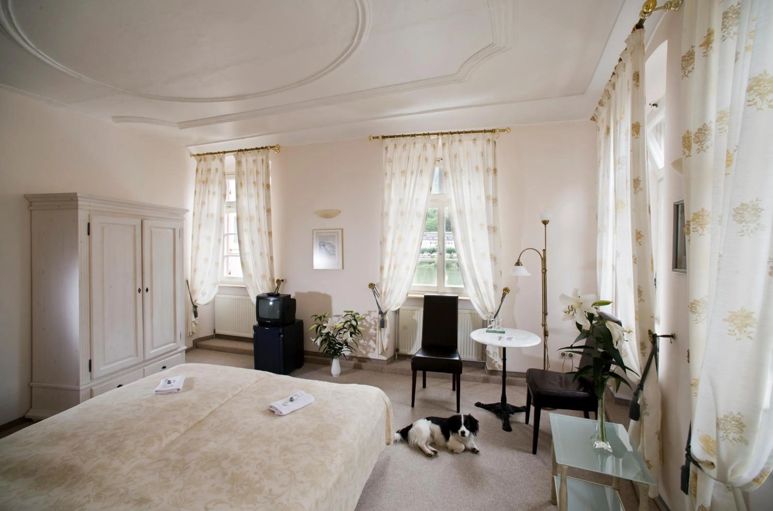 Day, Bed in Hotel Goldener Hecht