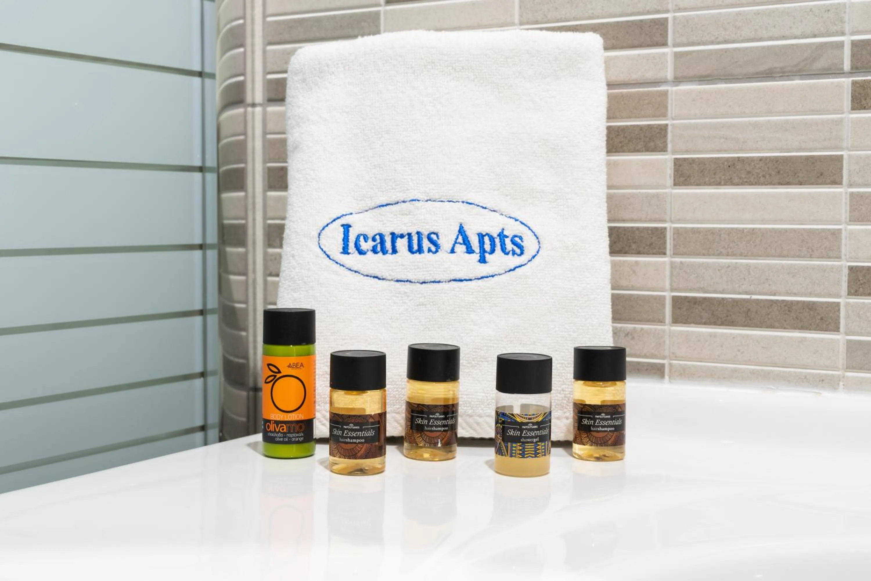 Property logo or sign in Icarus Apartments