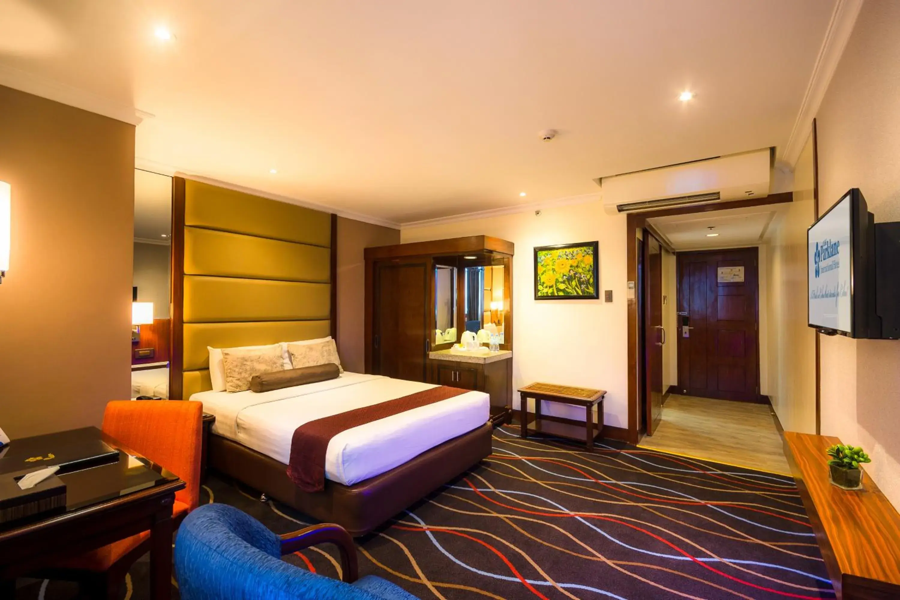 Bed in Cebu Parklane International Hotel Bed in Cebu Parklane International Hotel