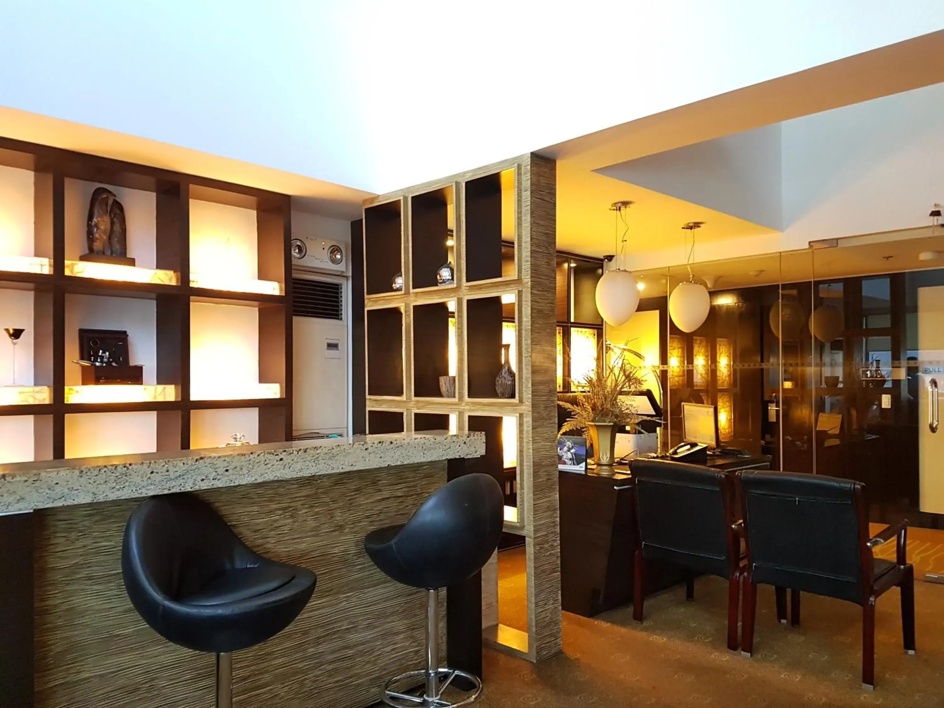 Lounge or bar in Cebu Parklane International Hotel Lounge or bar in Cebu Parklane International Hotel