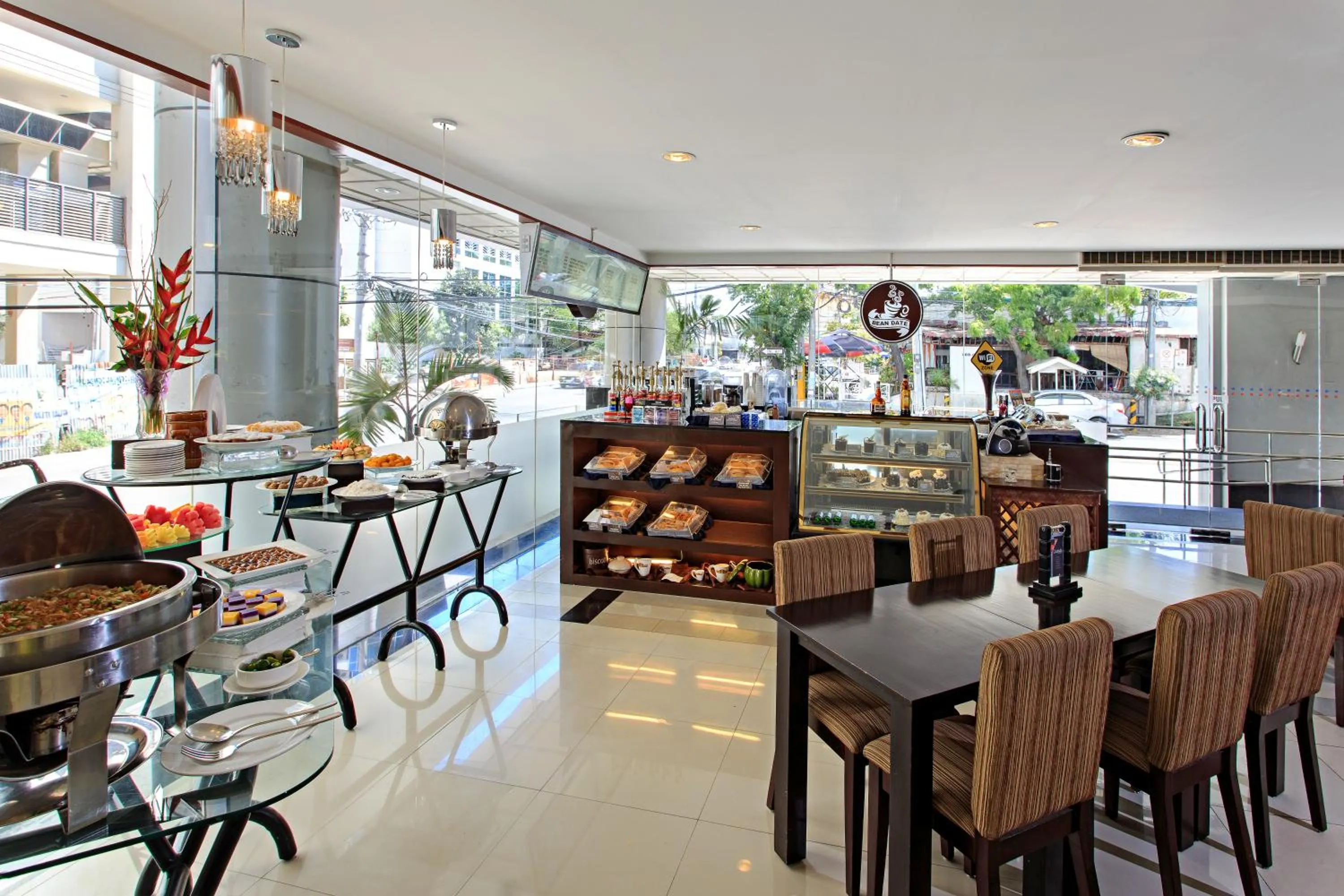 Restaurant/places to eat in Cebu Parklane International Hotel
