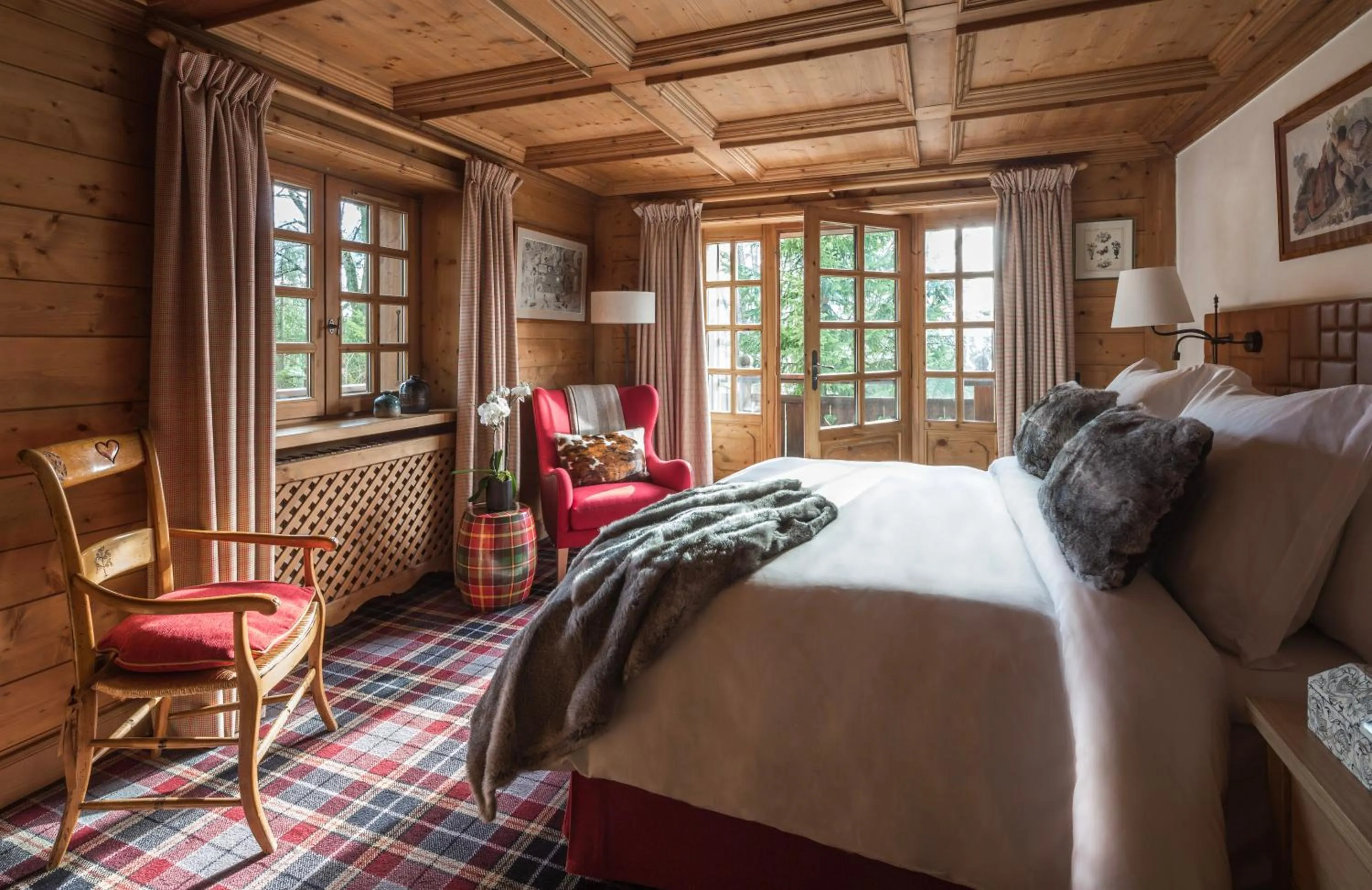 Bed in Les Chalets du Mont d'Arbois & Spa, Megève