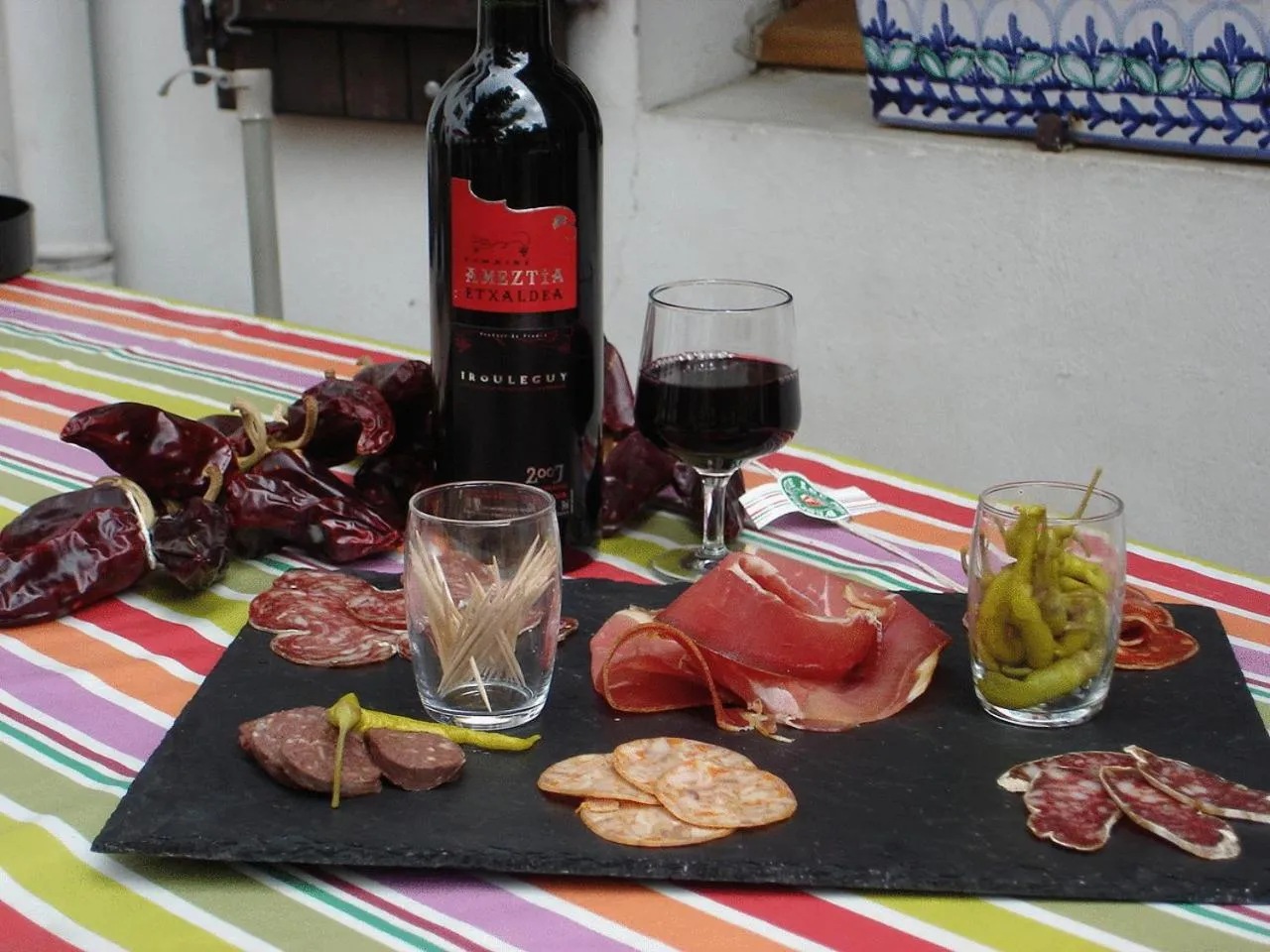 Food and drinks in Hôtel Juantorena