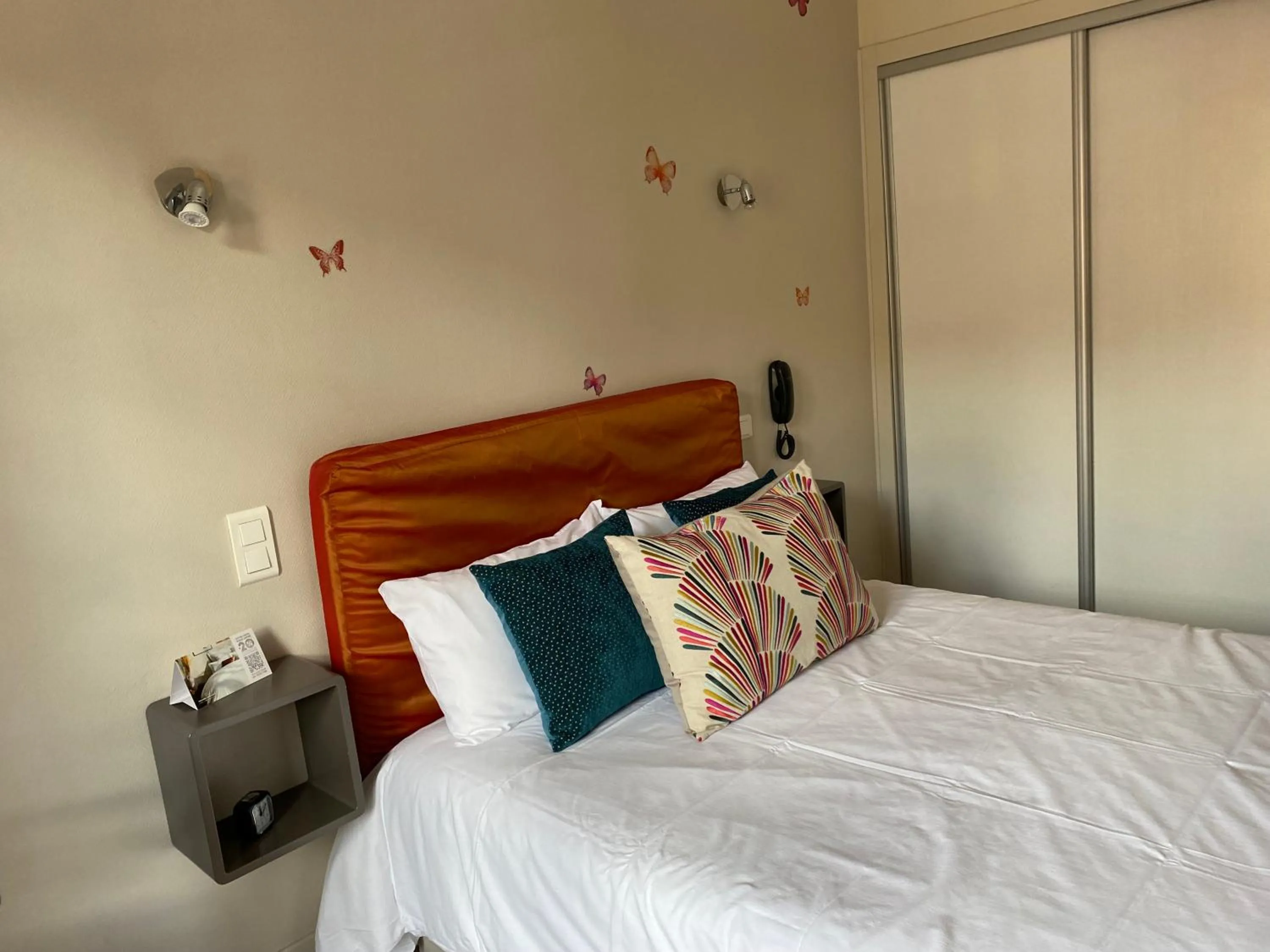 Bathroom in Hôtel Juantorena