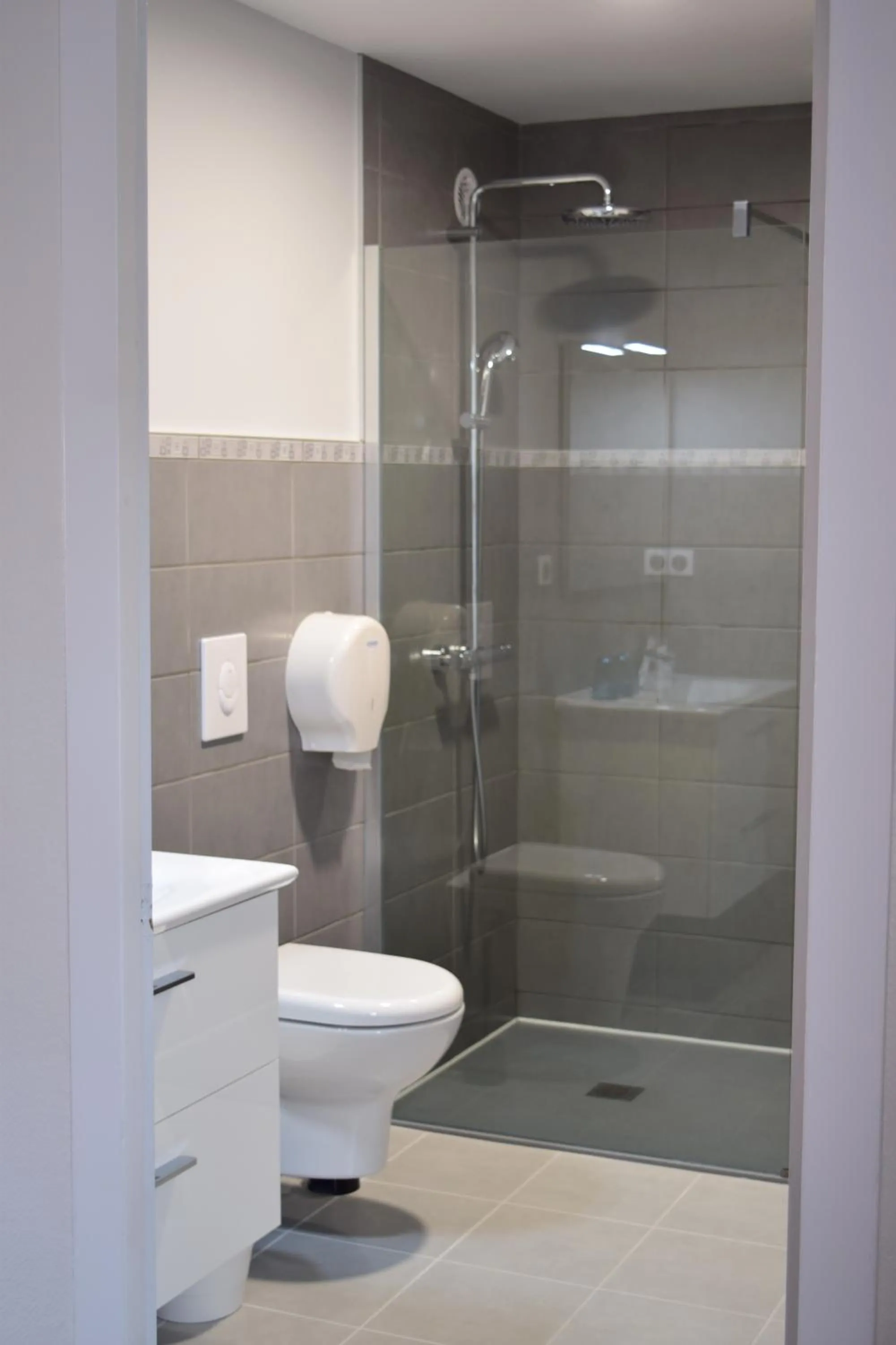 Bathroom in Hôtel Juantorena