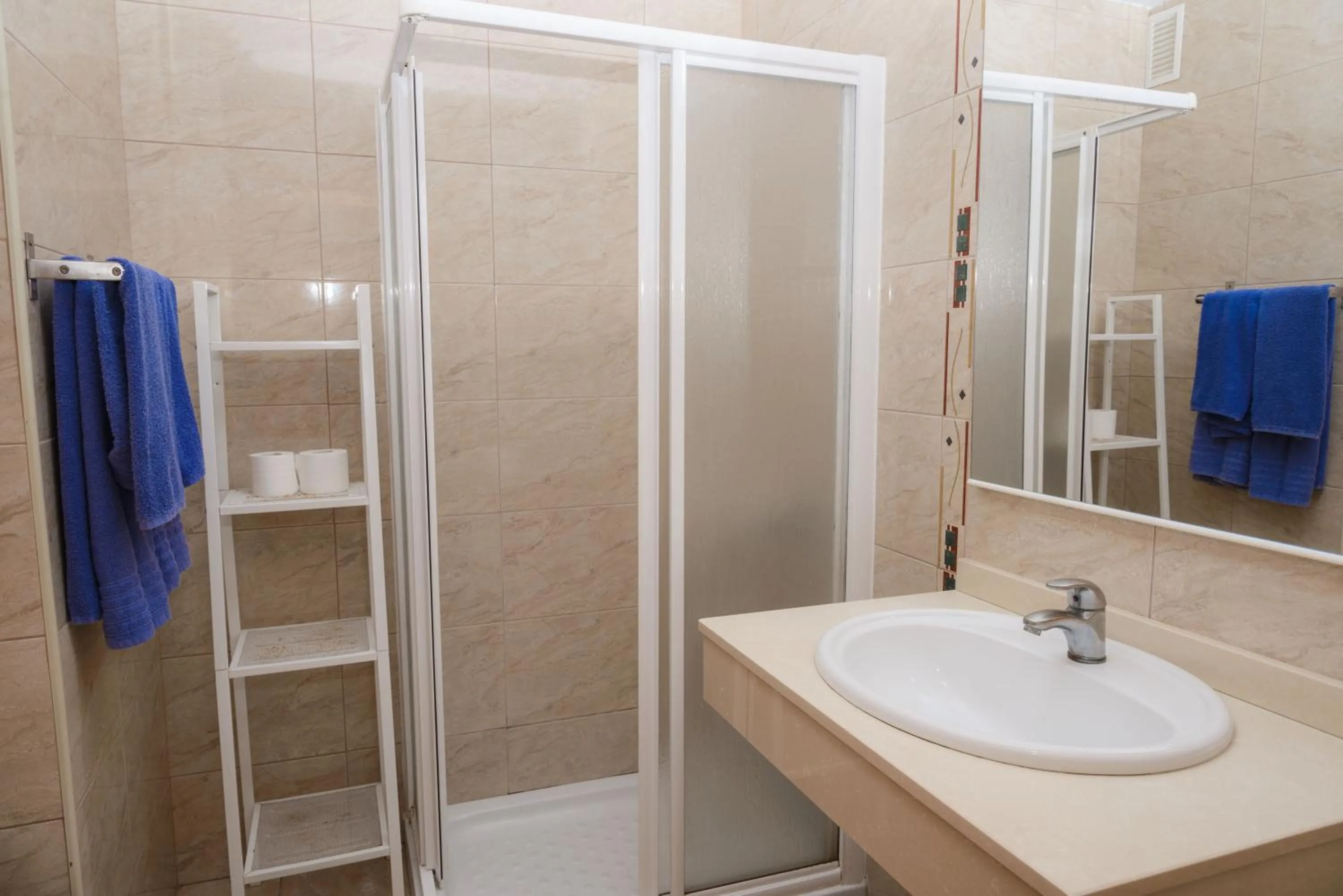 Bathroom in Apartamentos Las Arenas