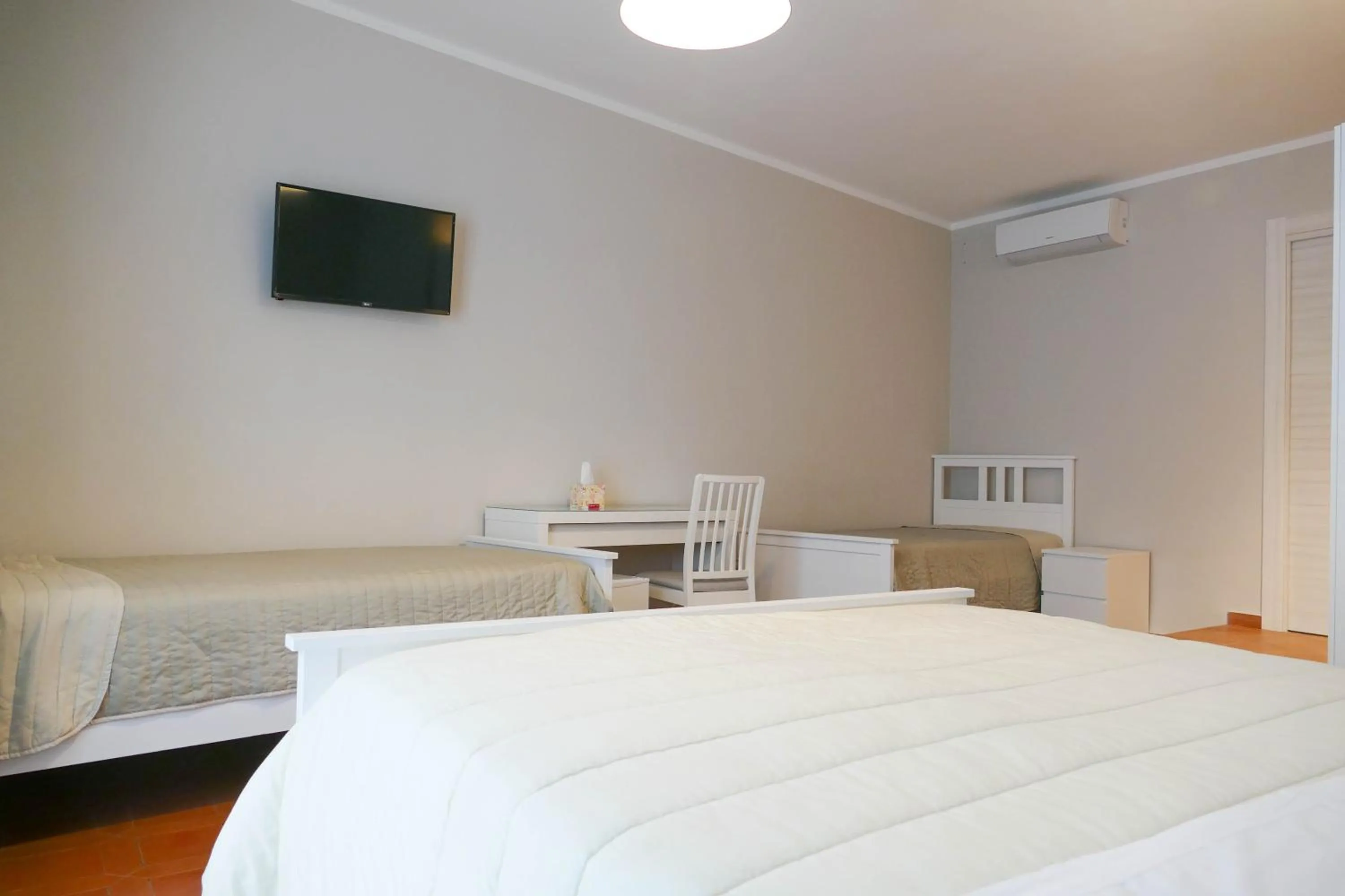 TV and multimedia, Bed in Gialel Pisa