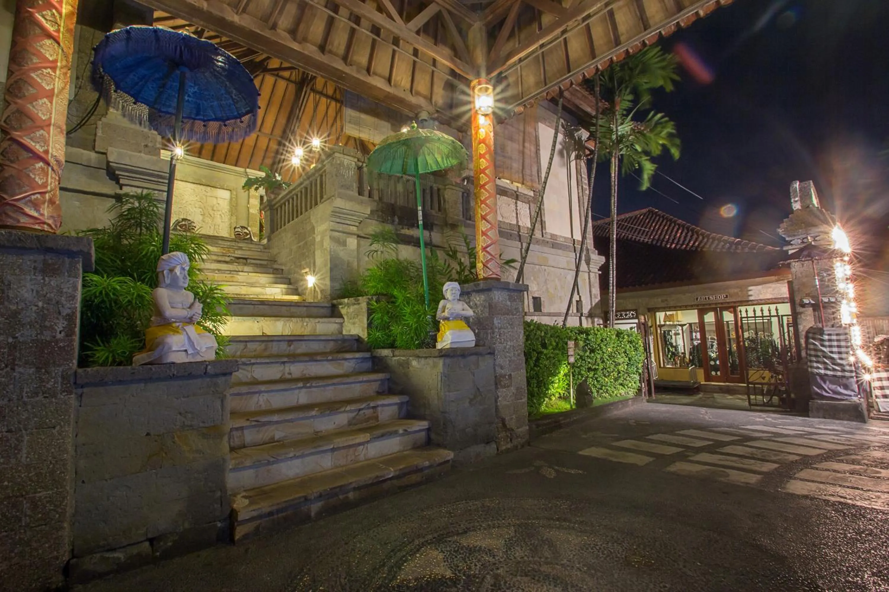 Nearby landmark in Tamukami Hotel