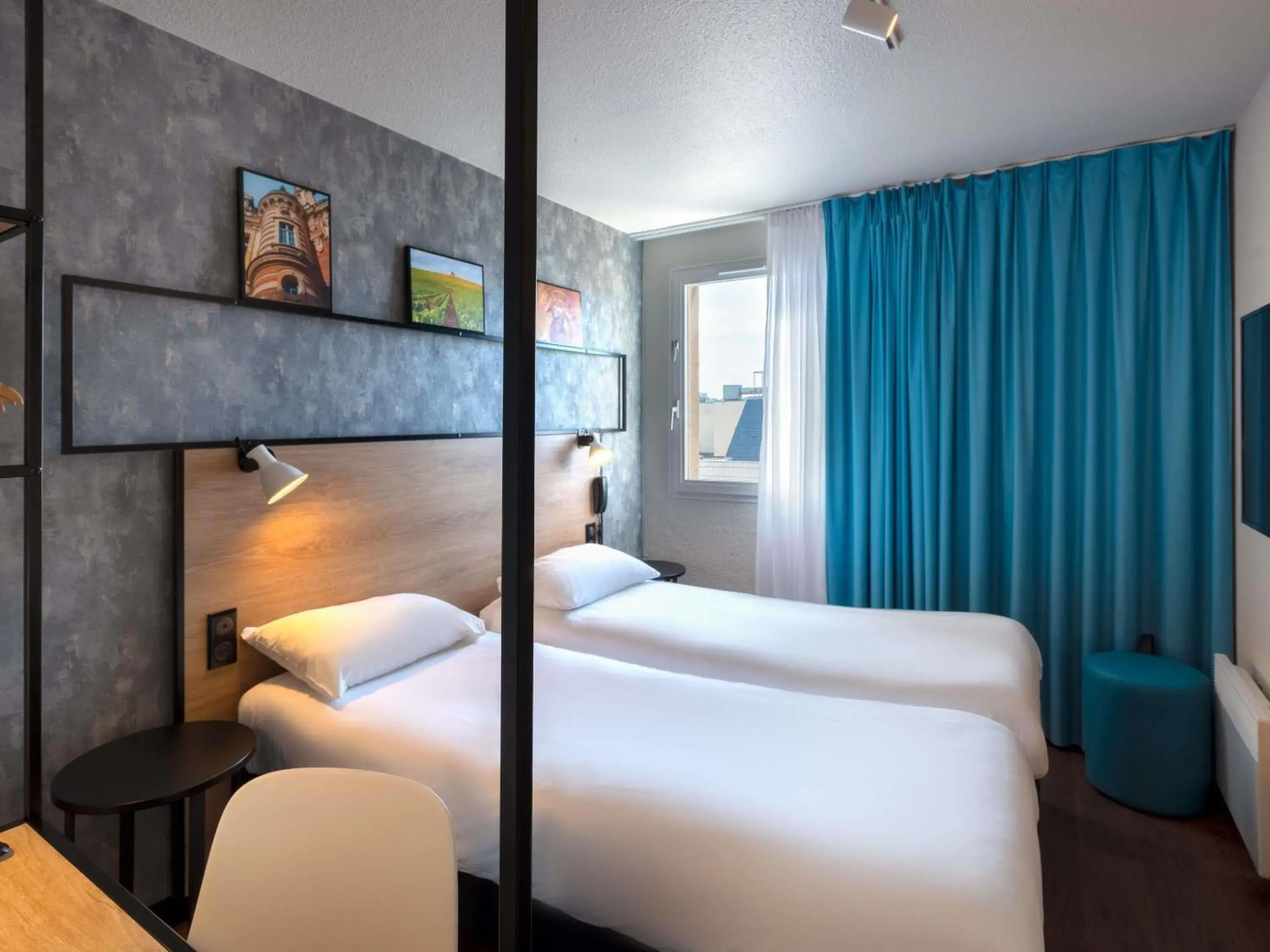 Bedroom, Bed in ibis Epernay Centre Ville Bedroom, Bed in ibis Epernay Centre Ville