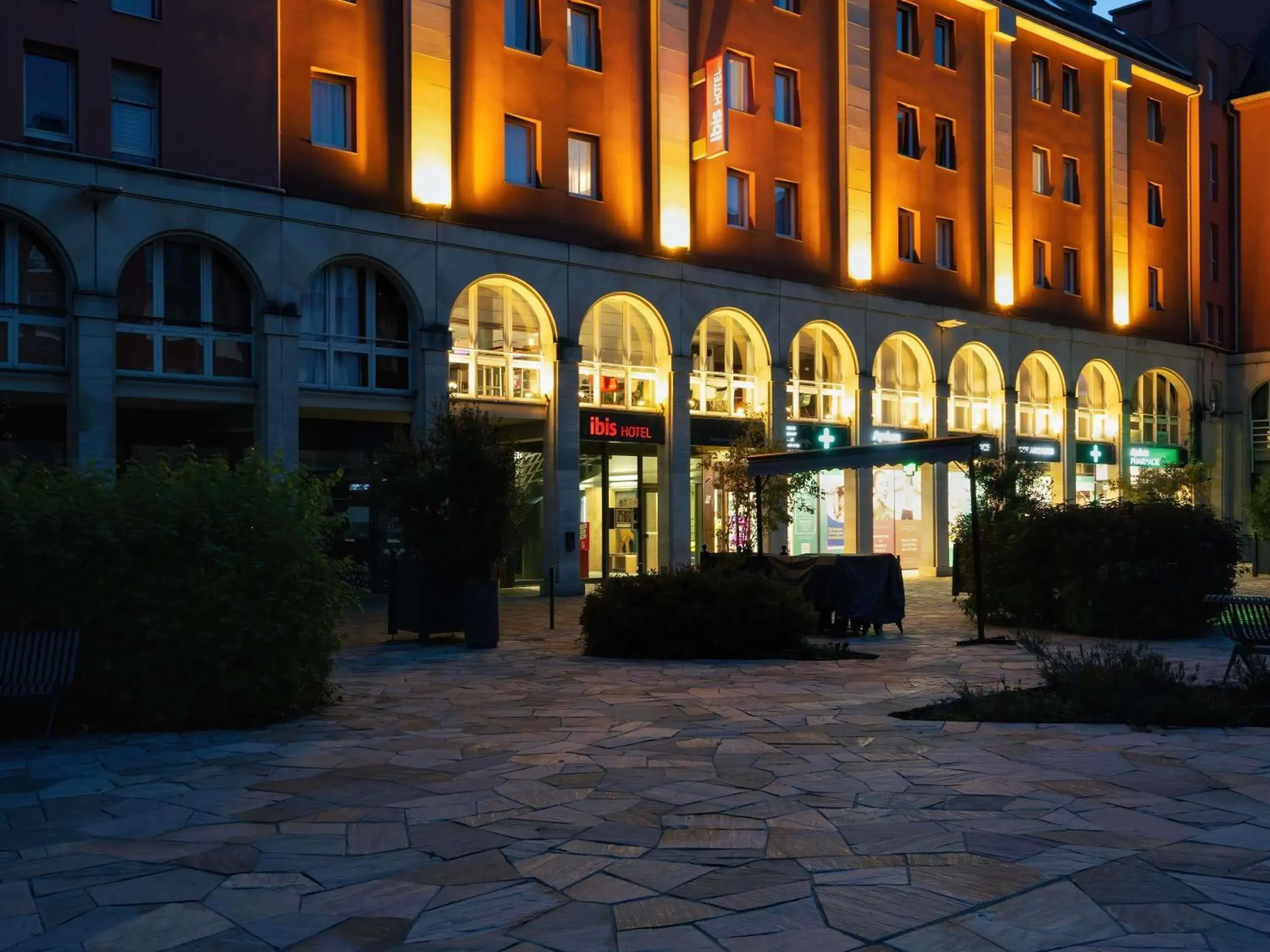 Property building in ibis Epernay Centre Ville Property building in ibis Epernay Centre Ville