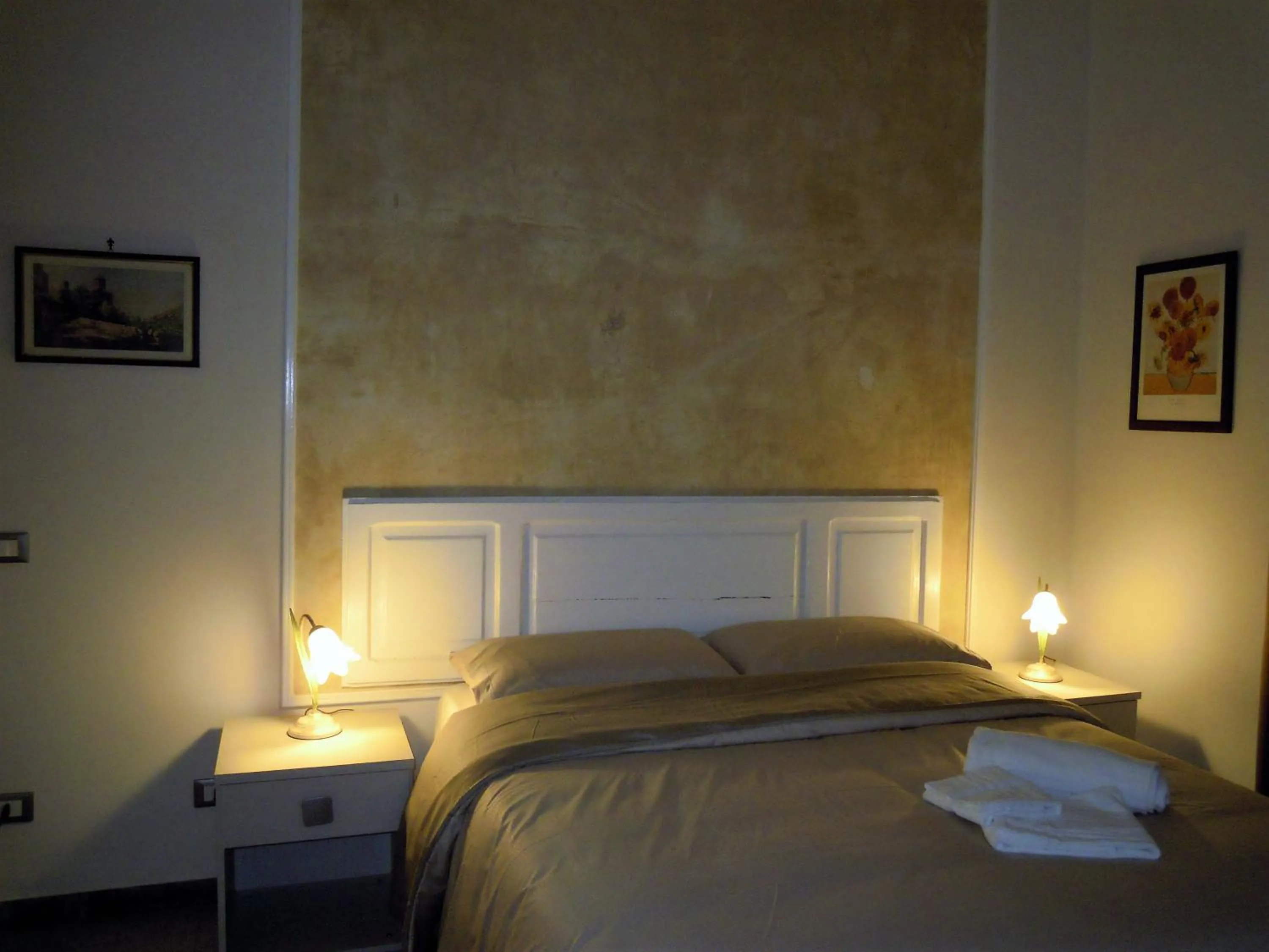 Bedroom, Bed in Primo Posto