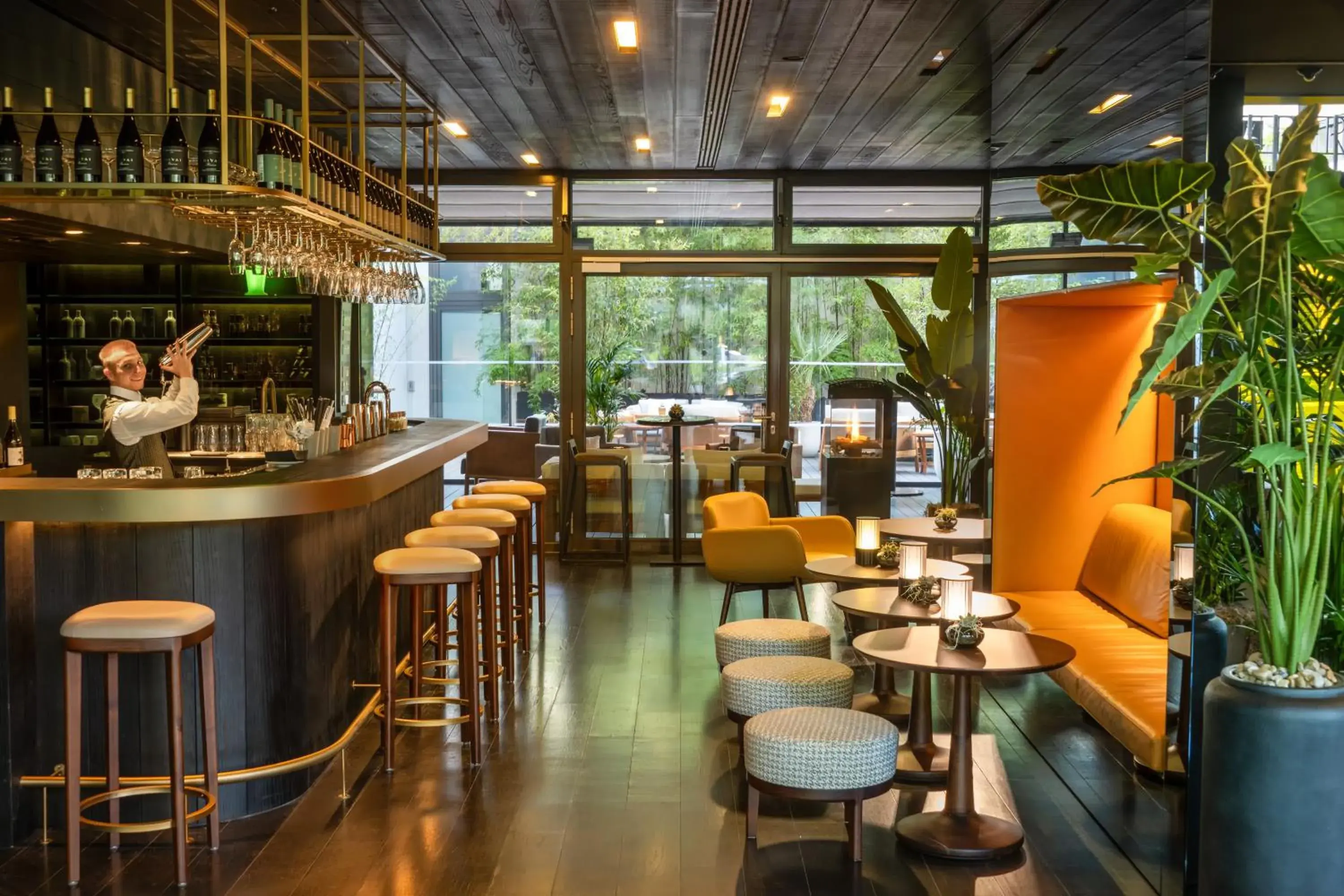 Lounge or bar in SANA Berlin Hotel Lounge or bar in SANA Berlin Hotel