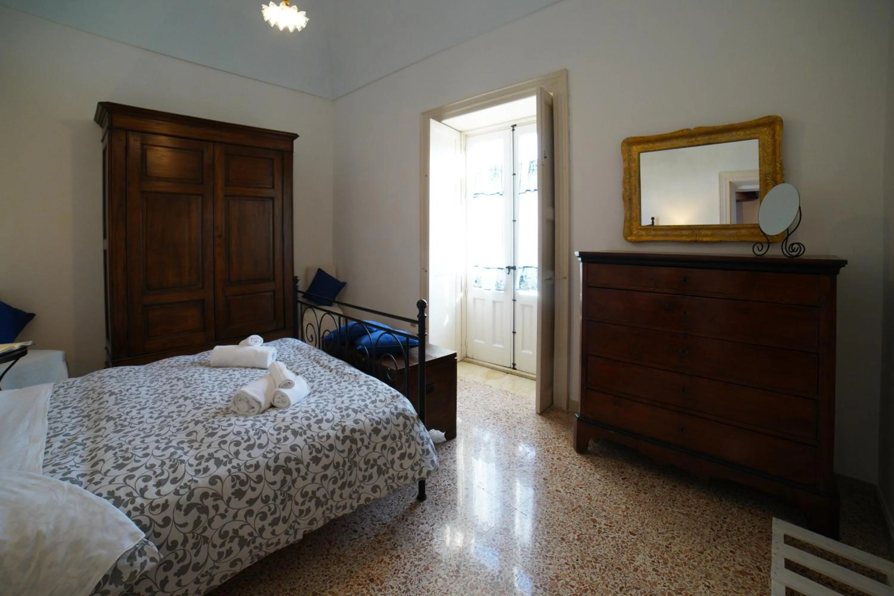 Bed in Baroque Modica