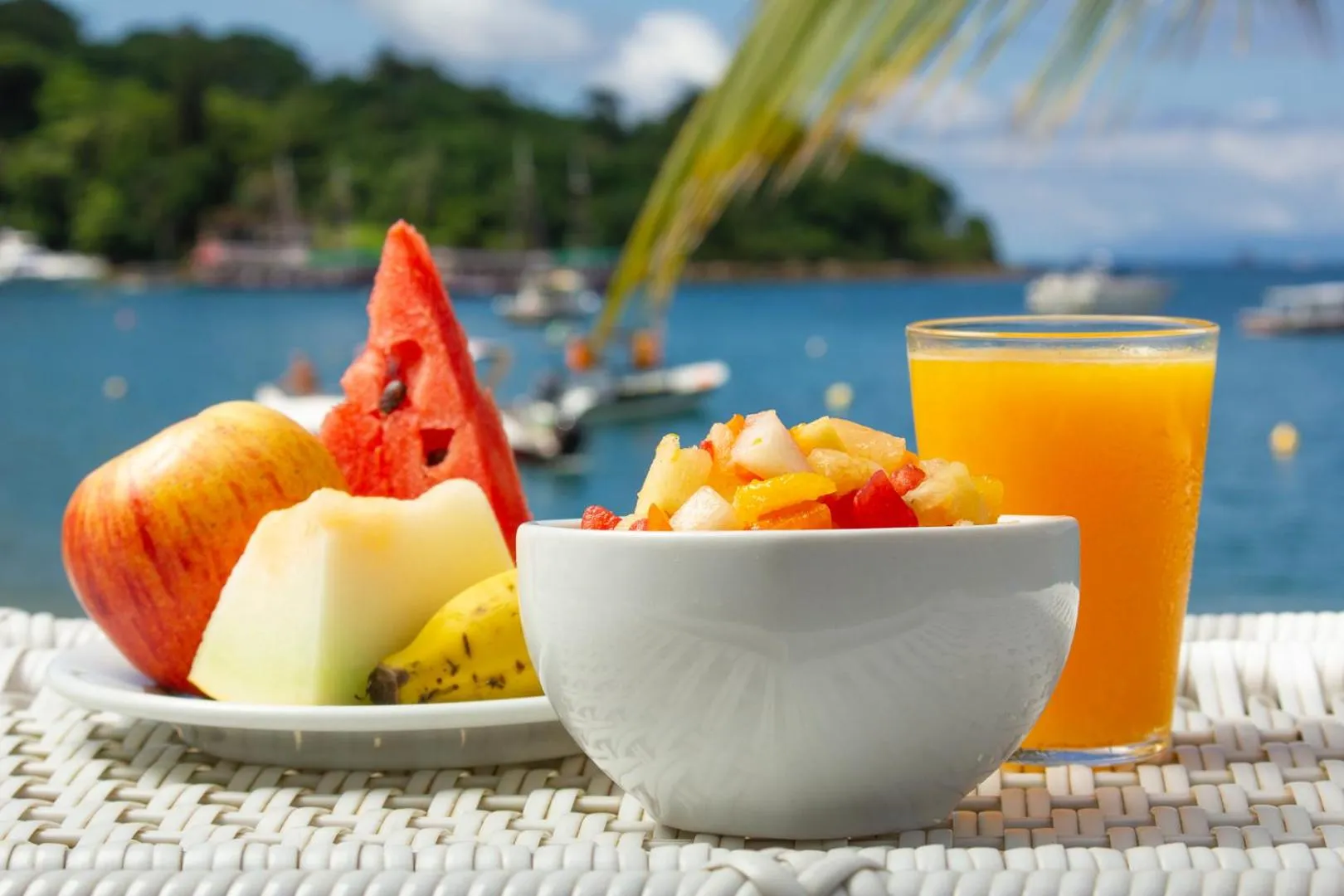 Restaurant/places to eat in Pousada Daleste