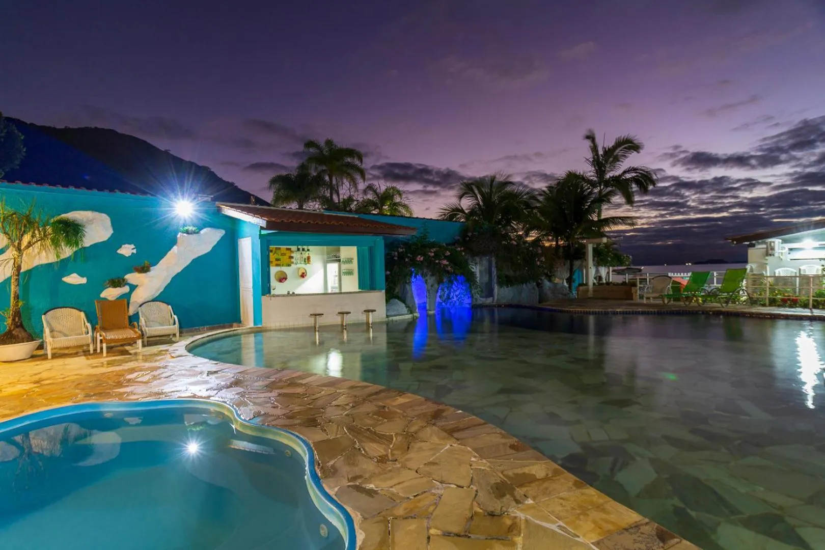 Swimming pool in Pousada Daleste