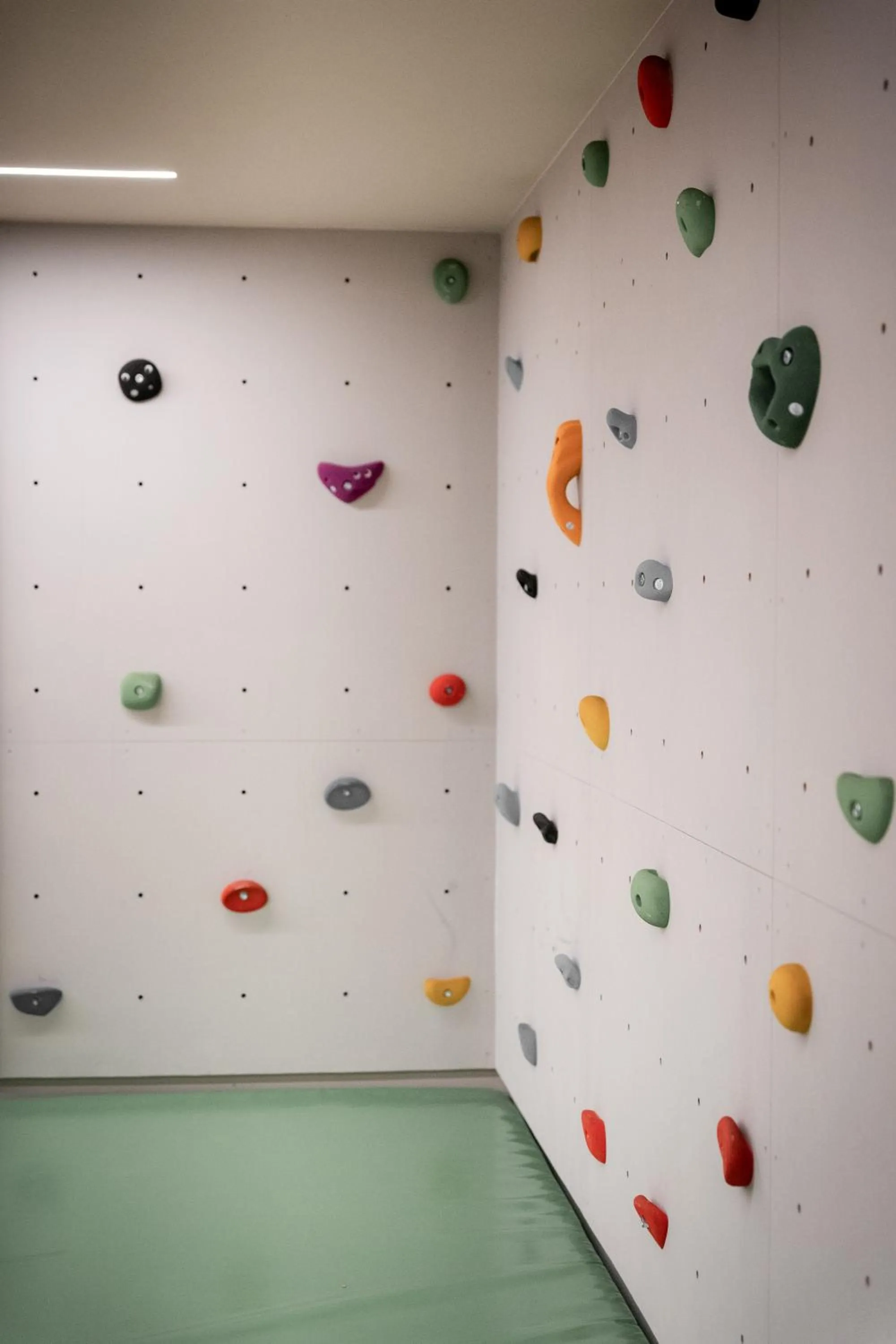 The Oswald Grand Hotel